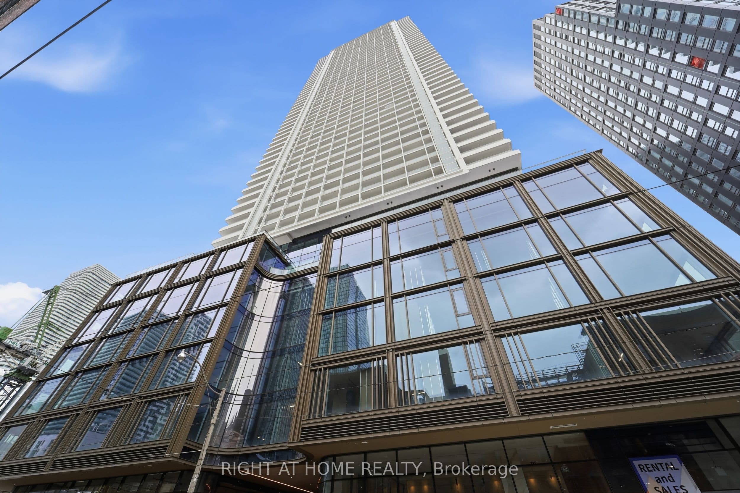 88 Queen Street E Unit 4711, Toronto C08