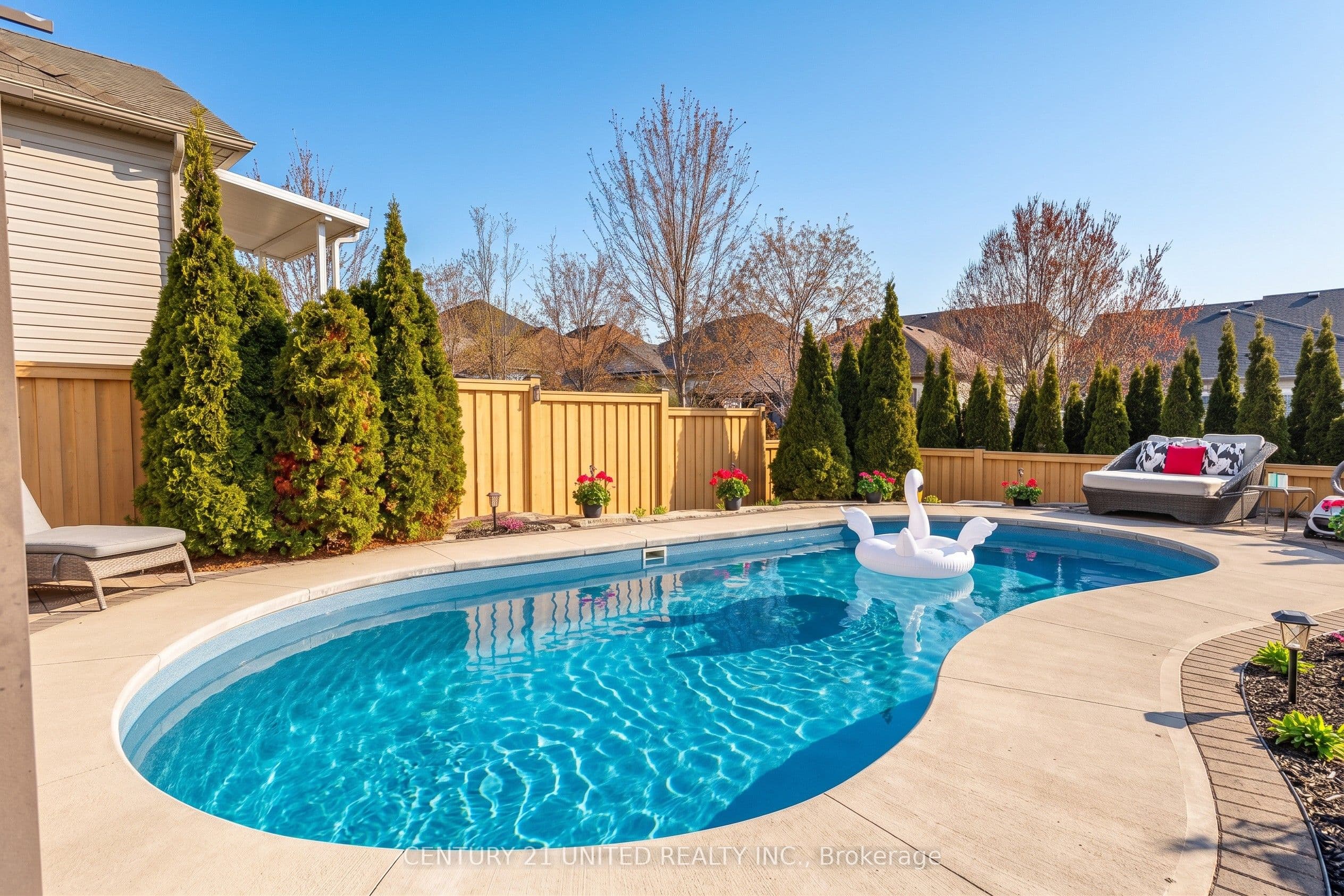 696 FISHER Street, Cobourg