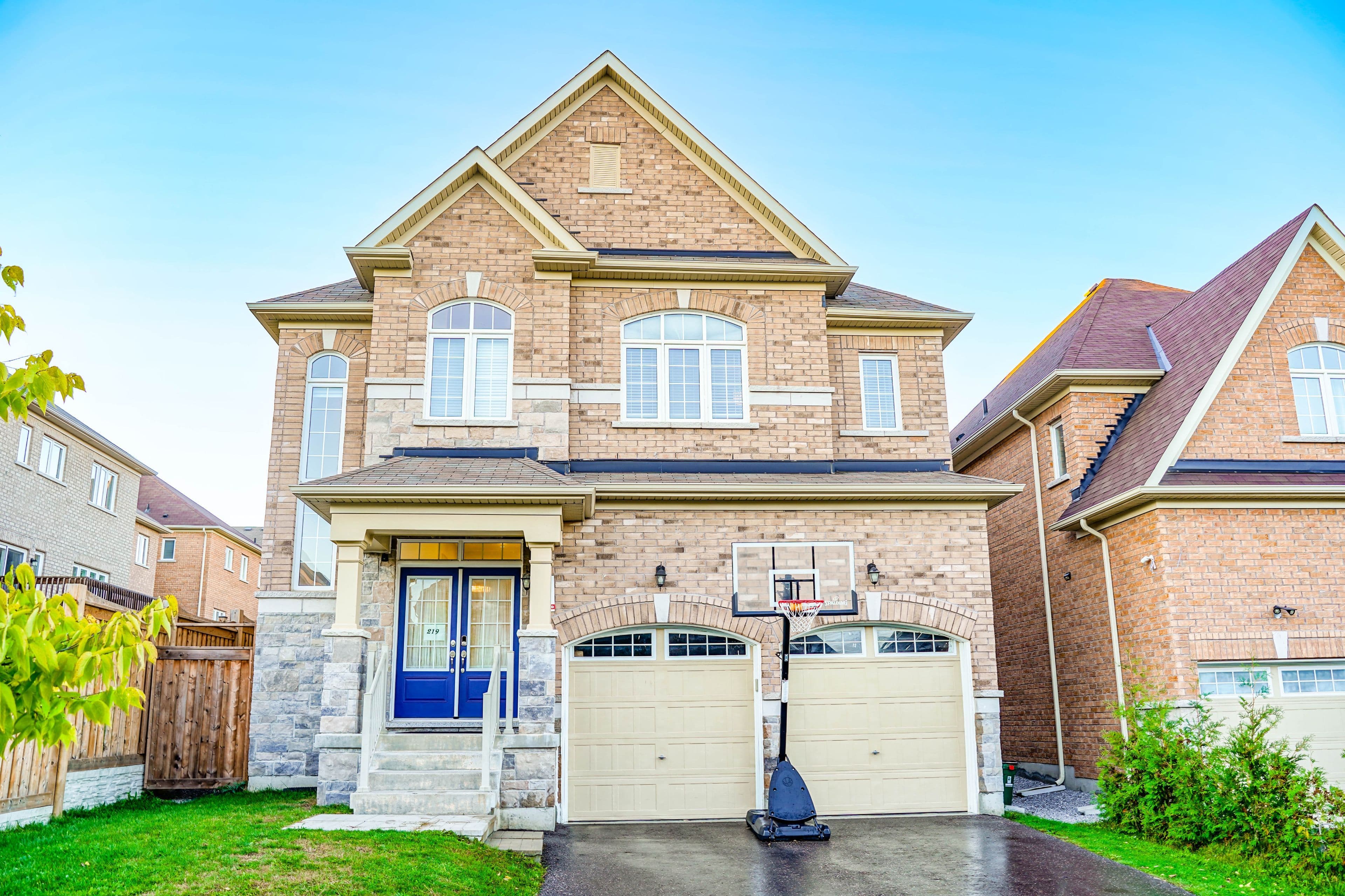 219 Lyle Drive, Clarington