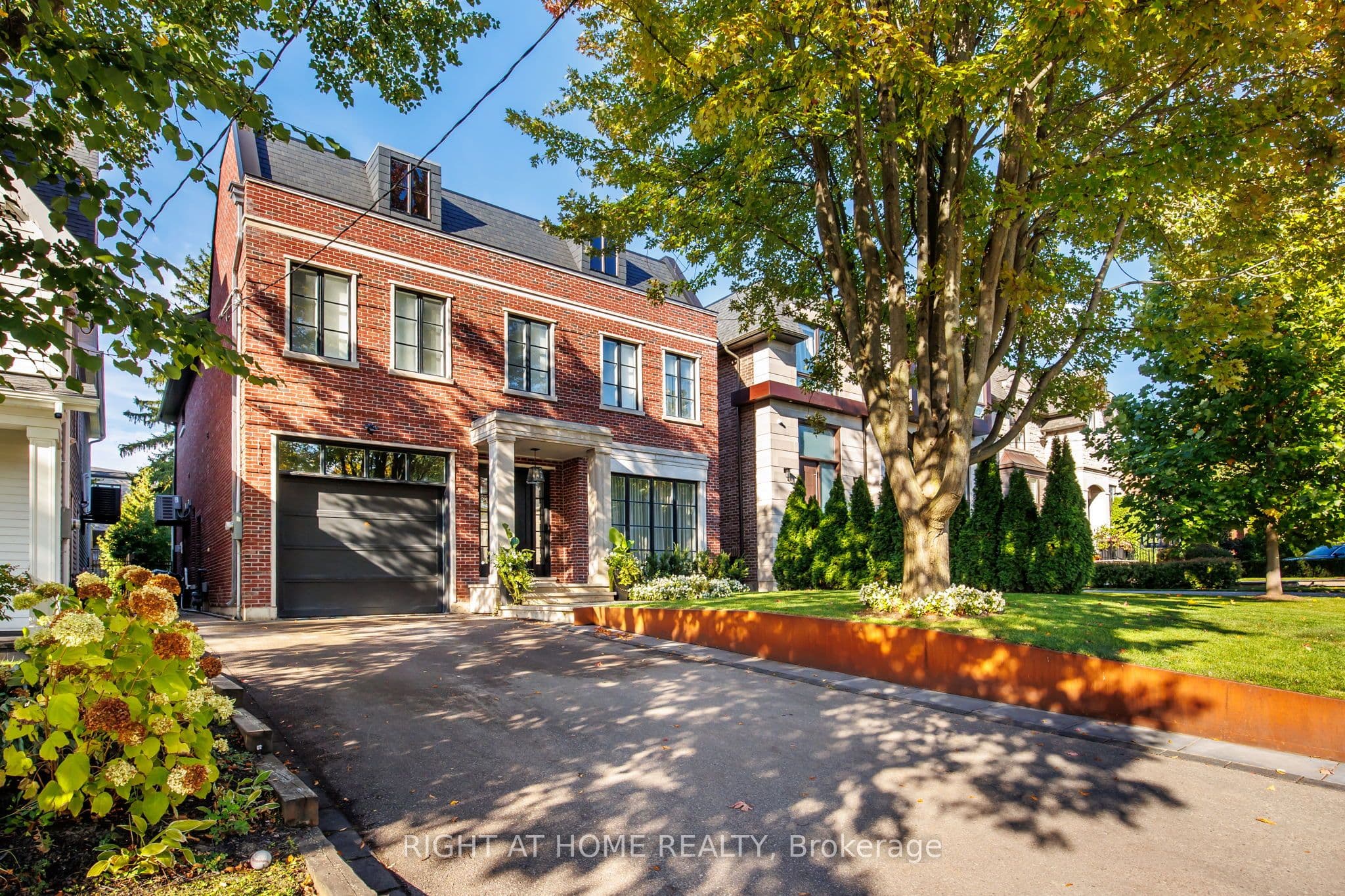 442 Glengrove Avenue, Toronto C04