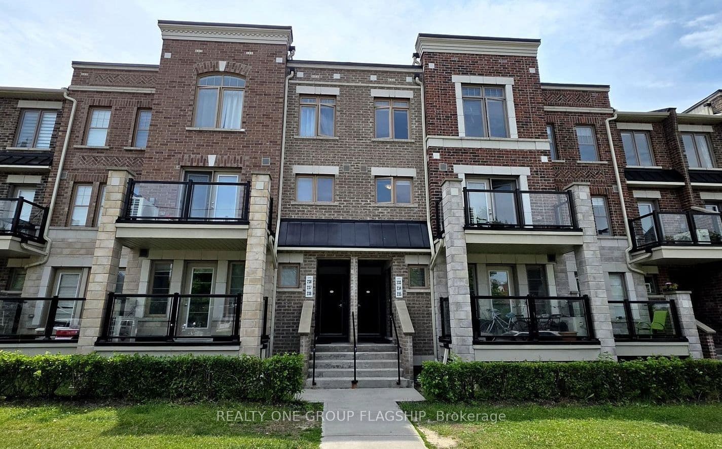 2355 Sheppard Avenue W Unit 234, Toronto W05