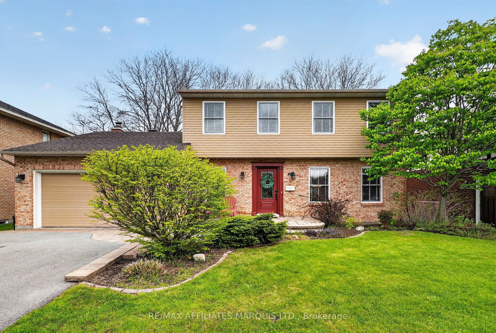 1613 Blakely Drive, Cornwall