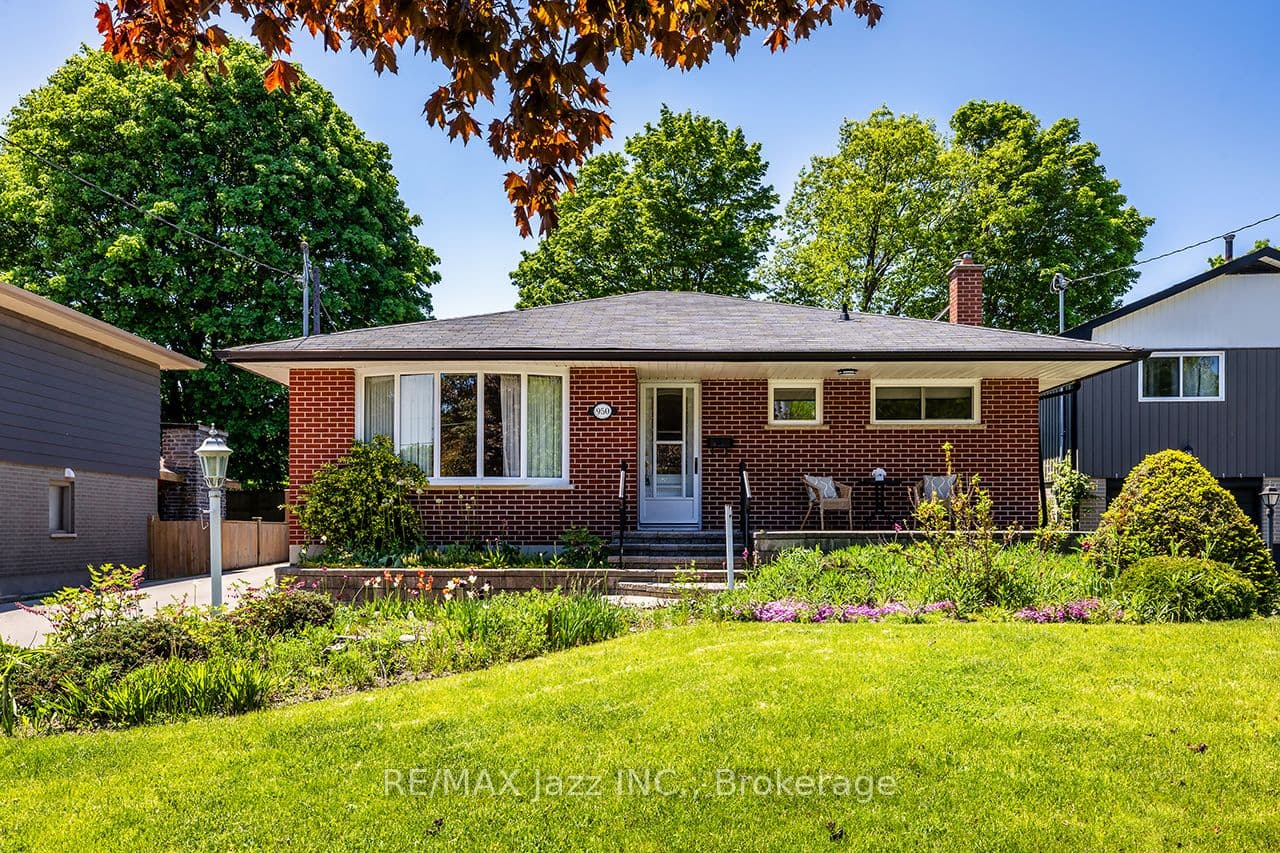 950 Mary Street N, Oshawa