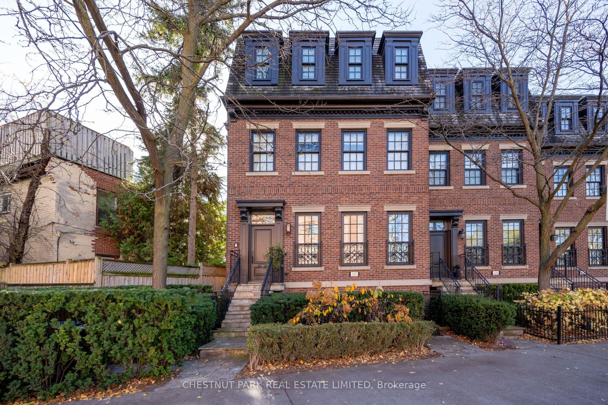 117 Davenport Road, Toronto C02