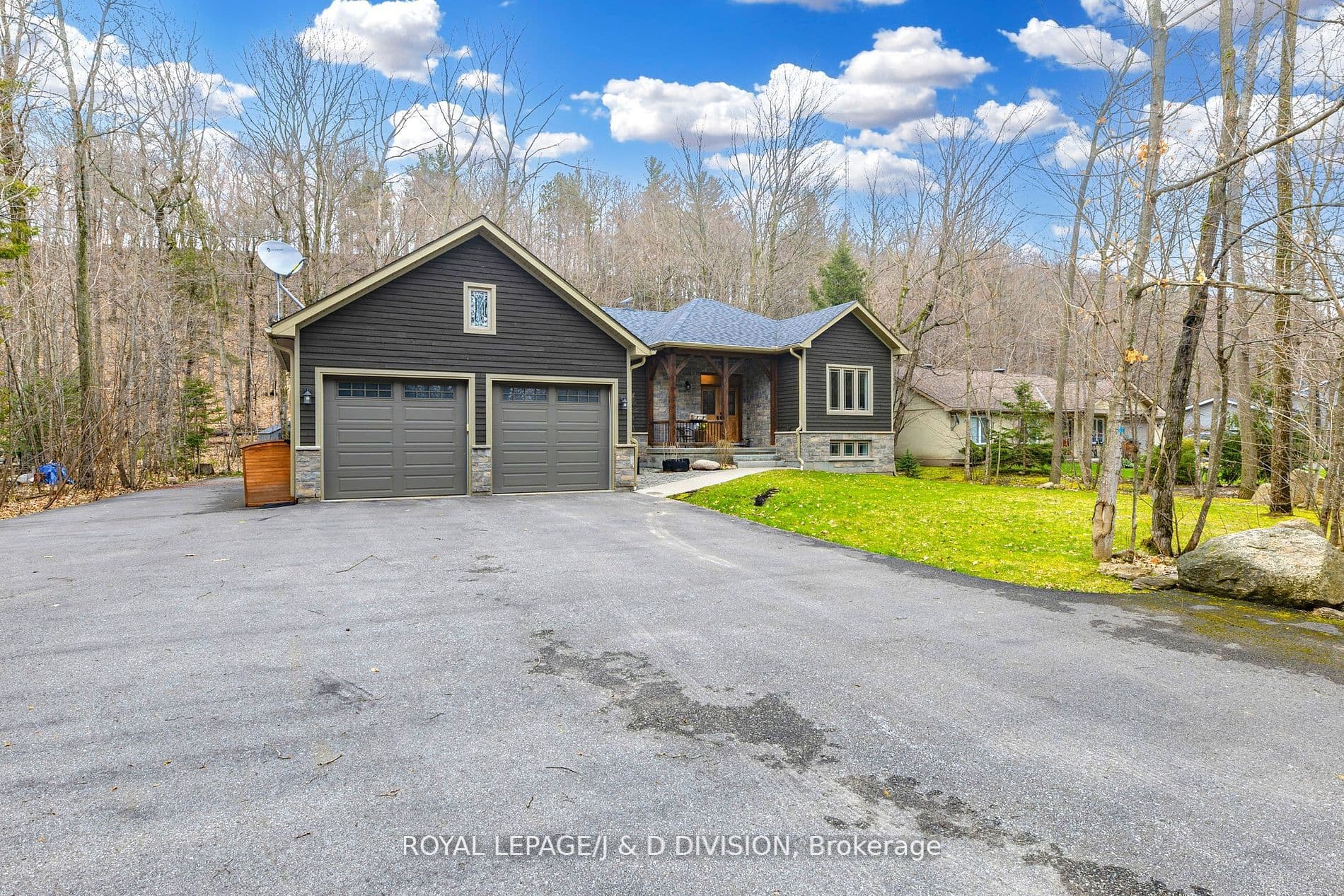 123 Desroches Trail, Tiny