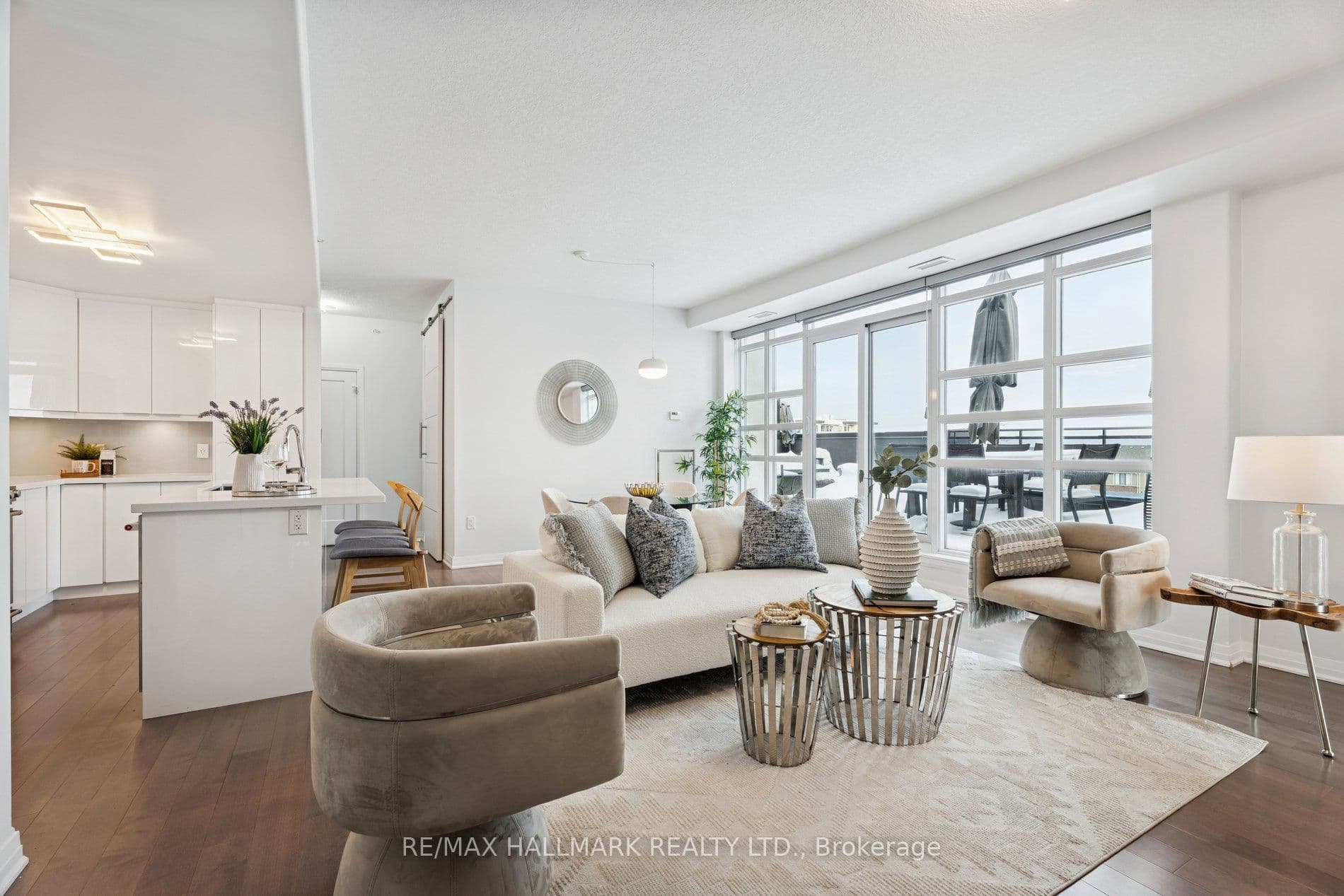 10 Concord Place Unit 409, Grimsby