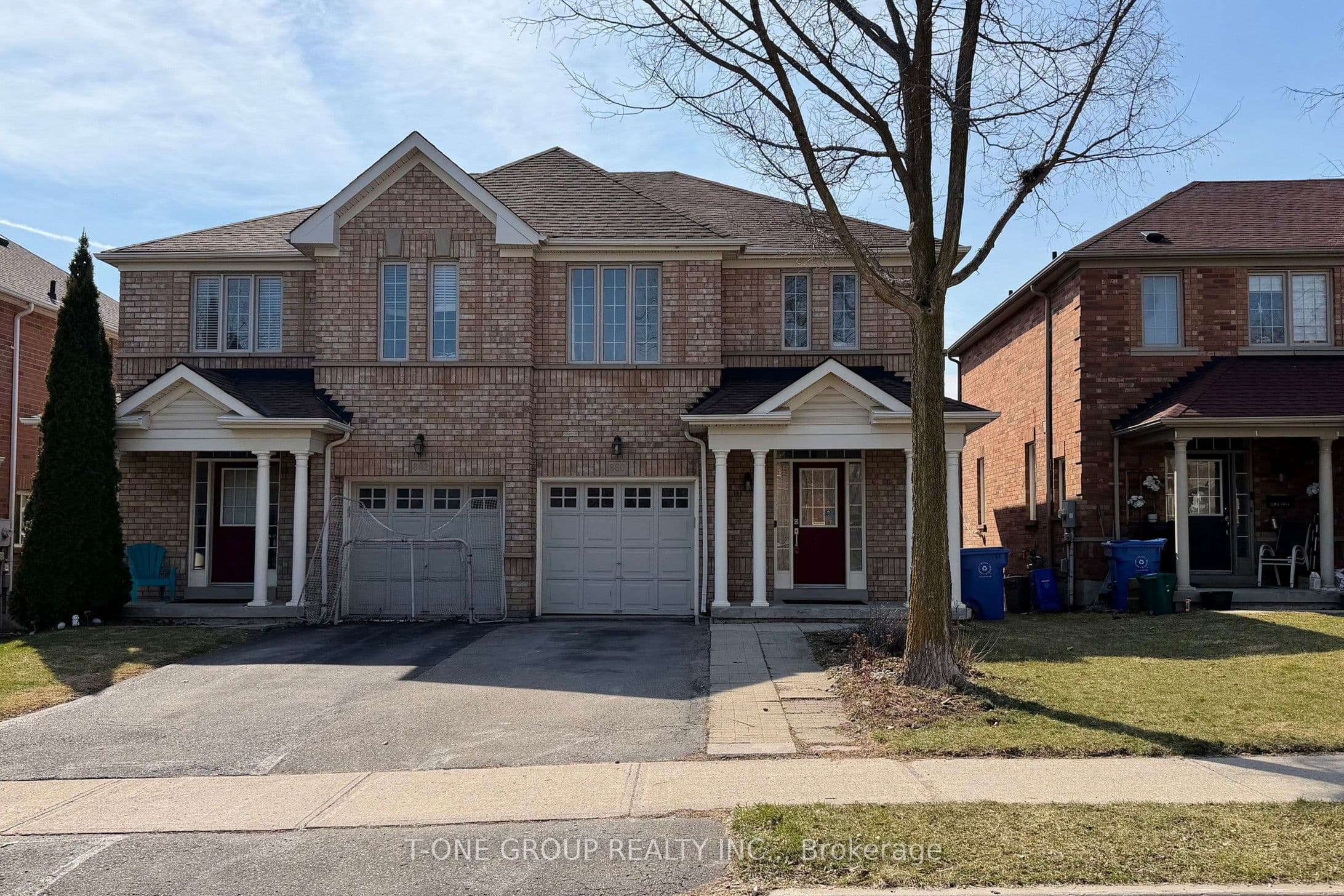 880 Isaac Phillips Way, Newmarket