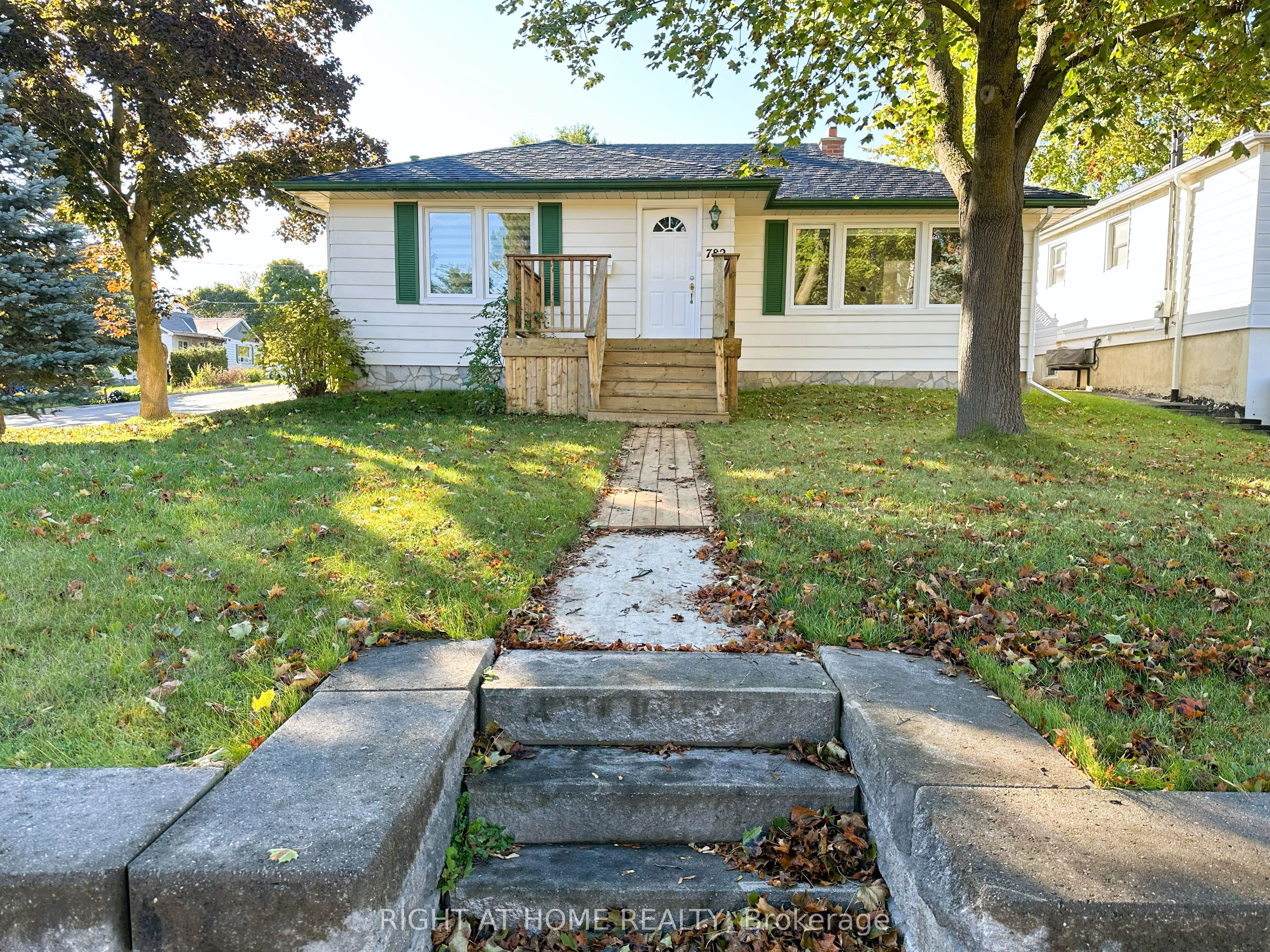 782 Gorham Street, Newmarket
