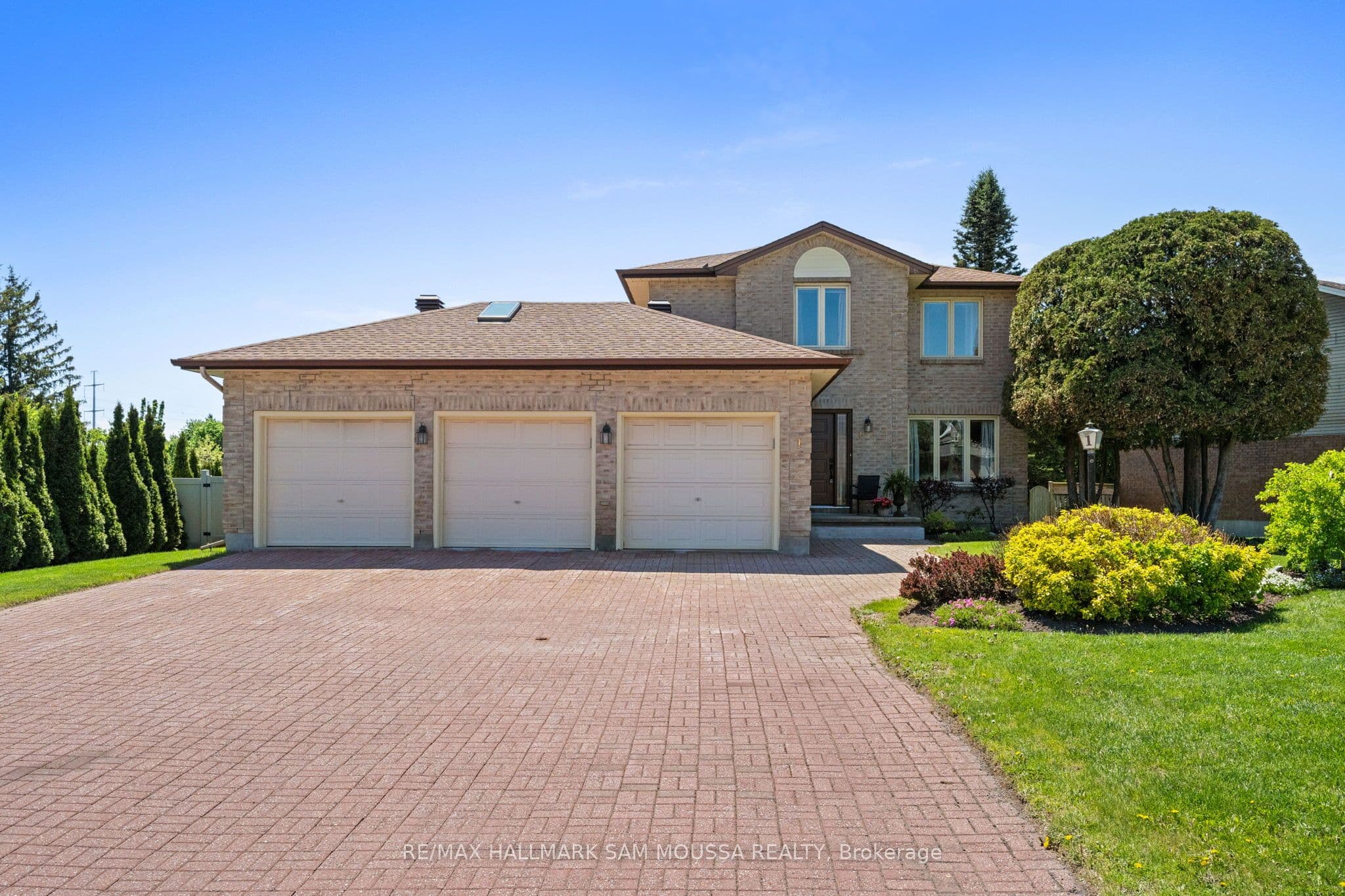 1 Willow Glen Drive, Kanata