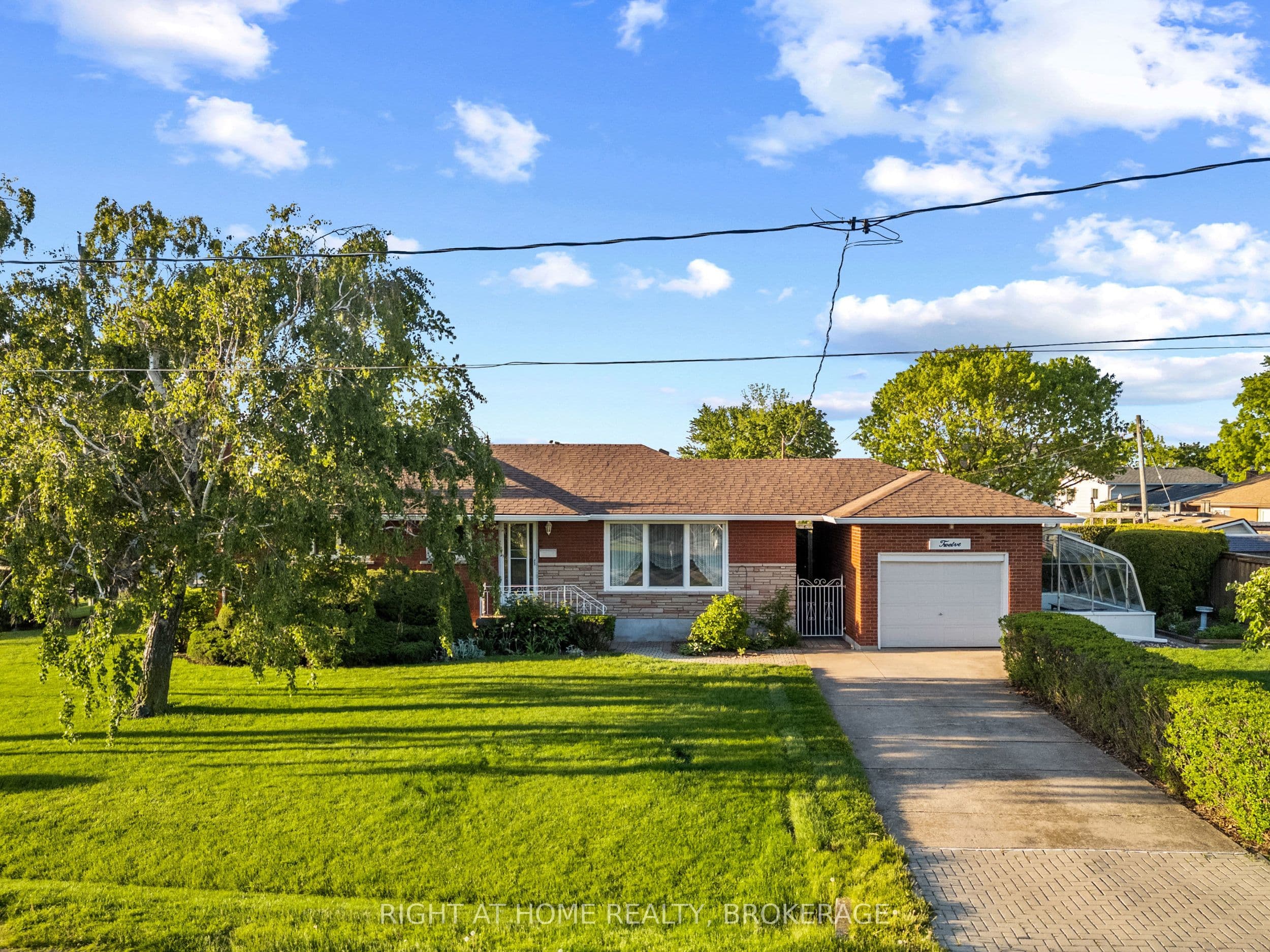 12 Lorne Avenue, Grimsby