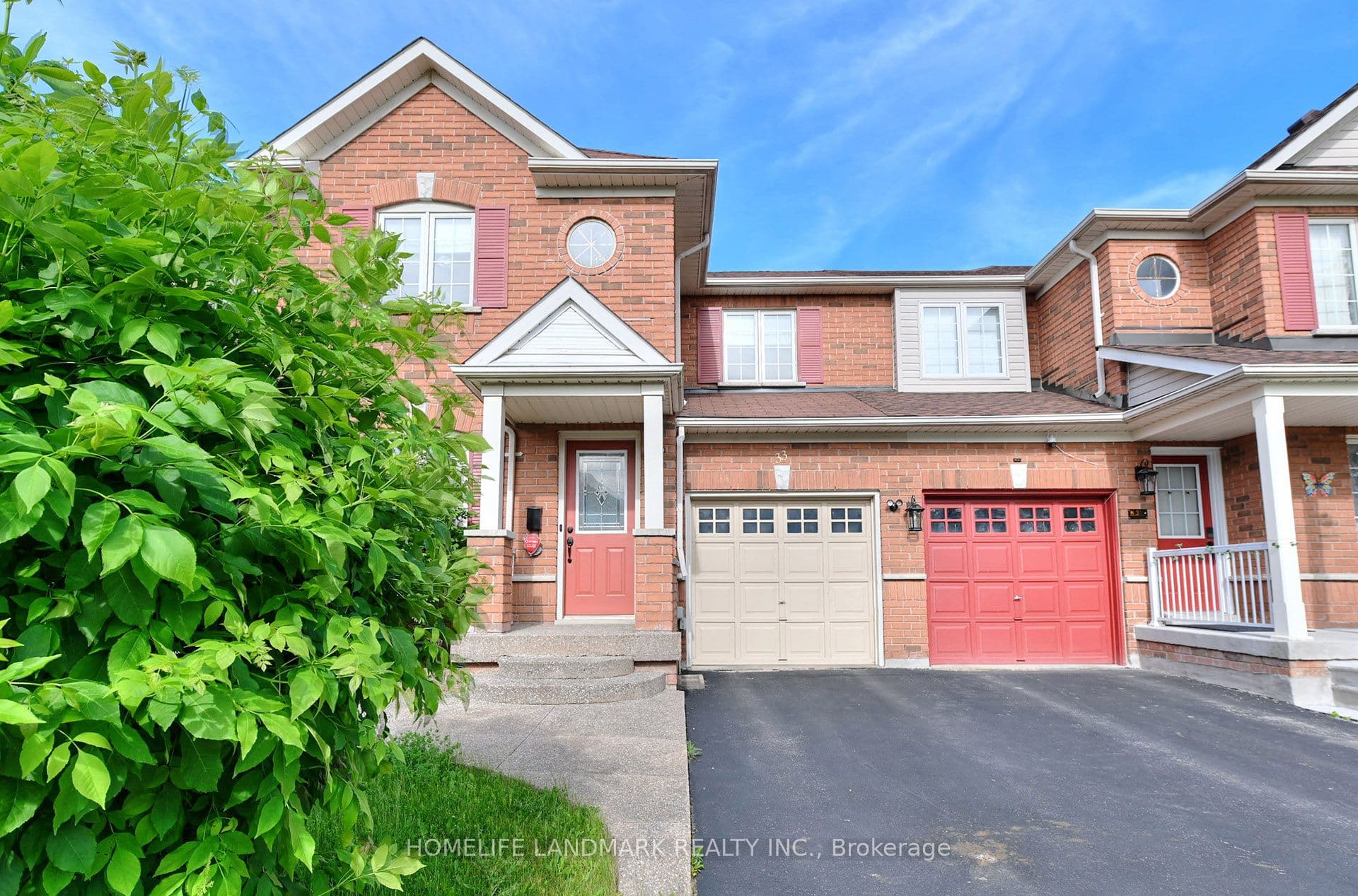 33 Fairway Court, Brampton