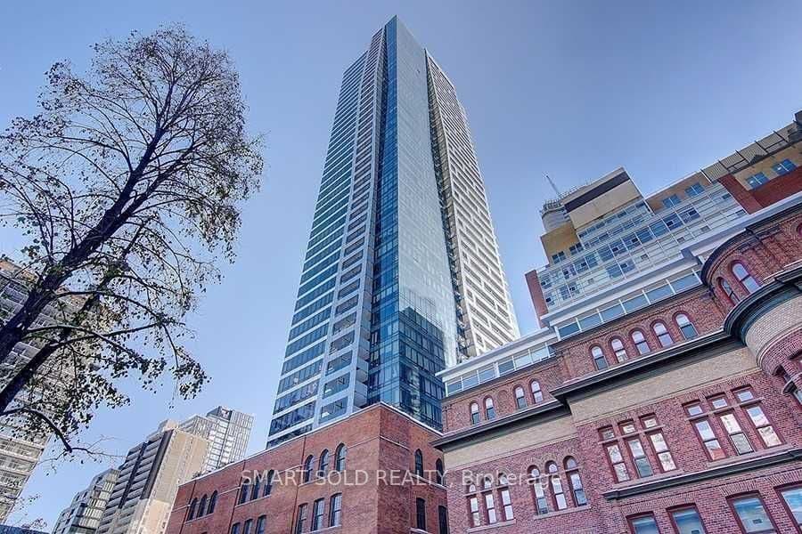 5 St Joseph Street Unit 323, Toronto C01