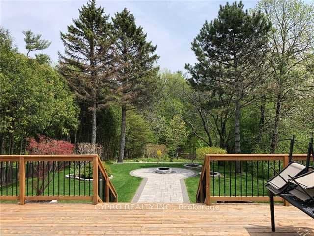 22 Banstock Drive, Toronto C15
