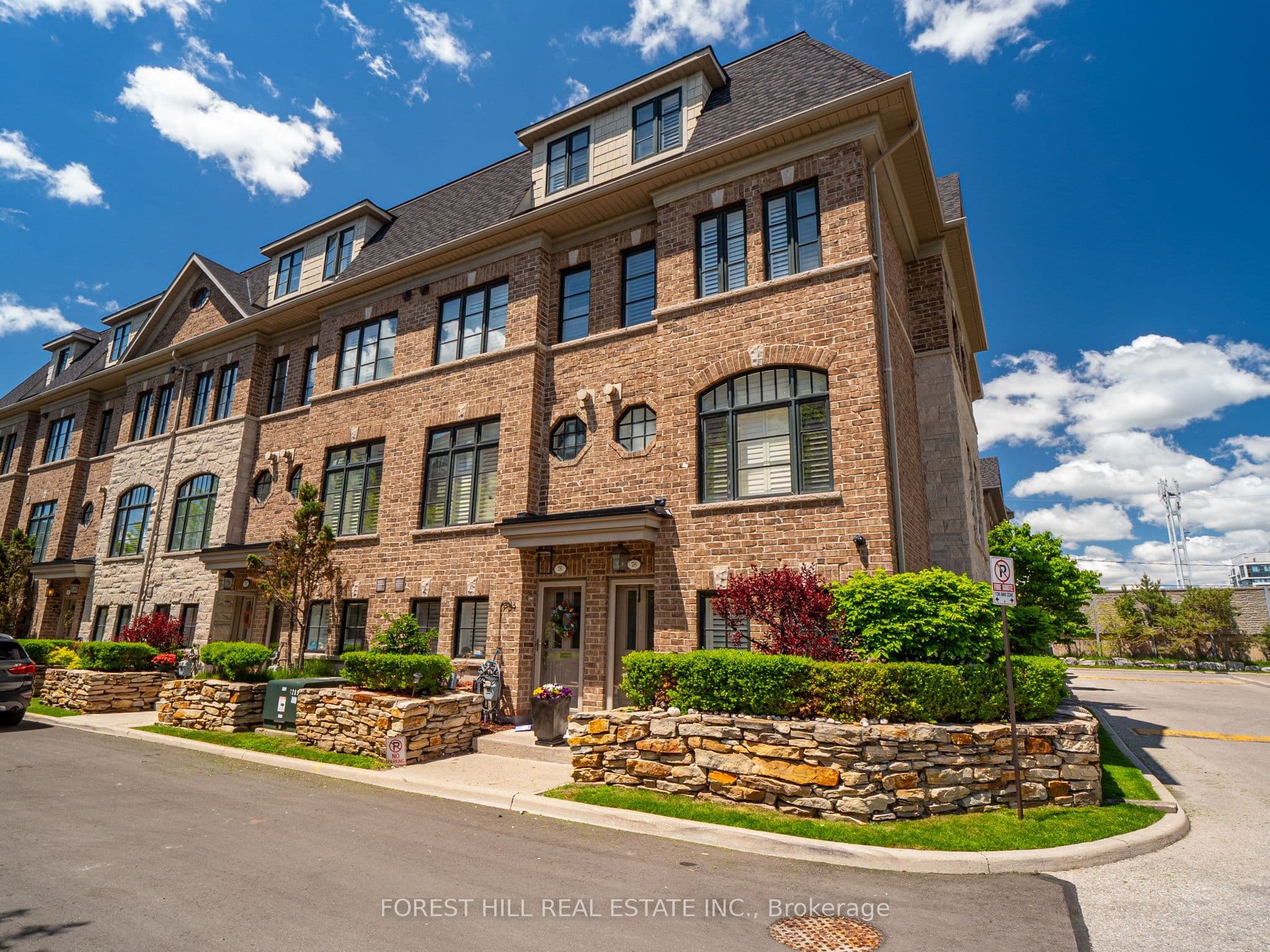78 Cormier Heights, Toronto W06