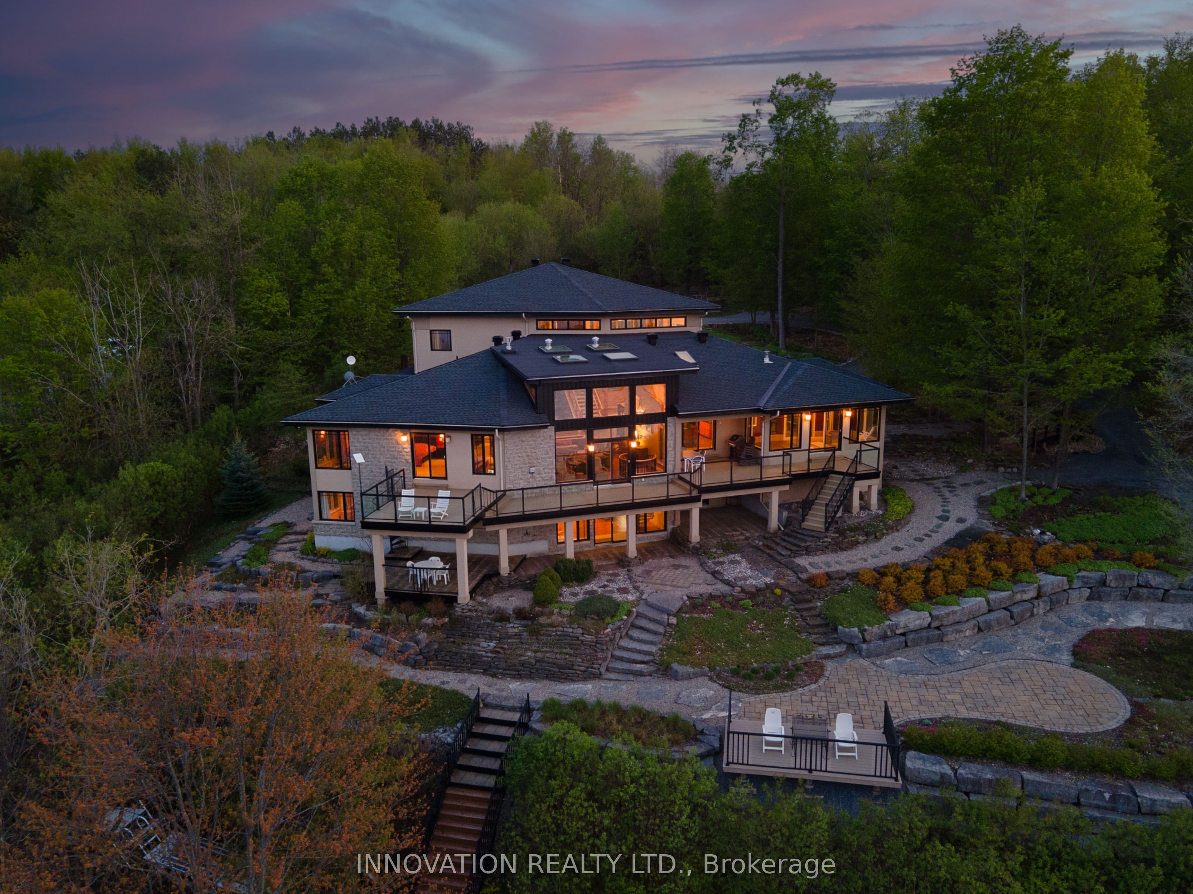 325 Berry Side Road, Kanata