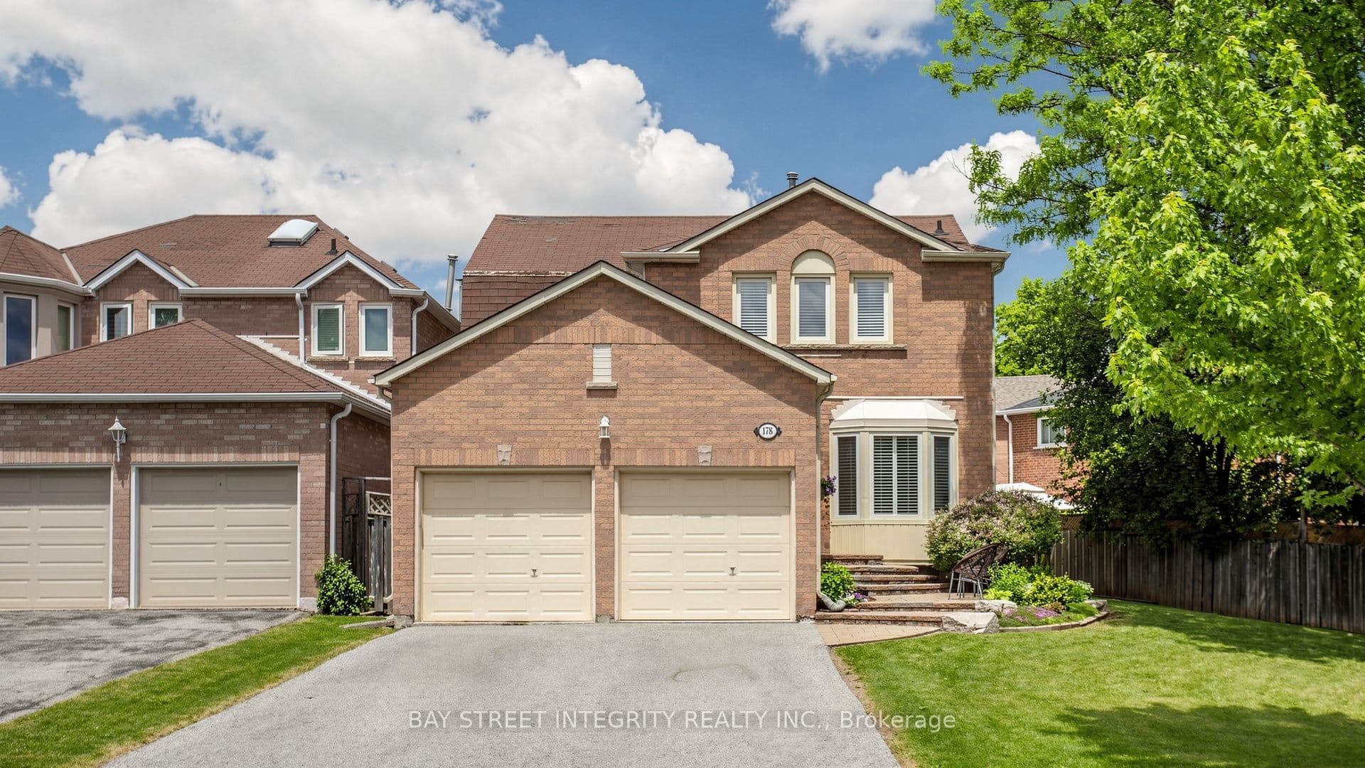 178 Roseborough Crescent, Vaughan