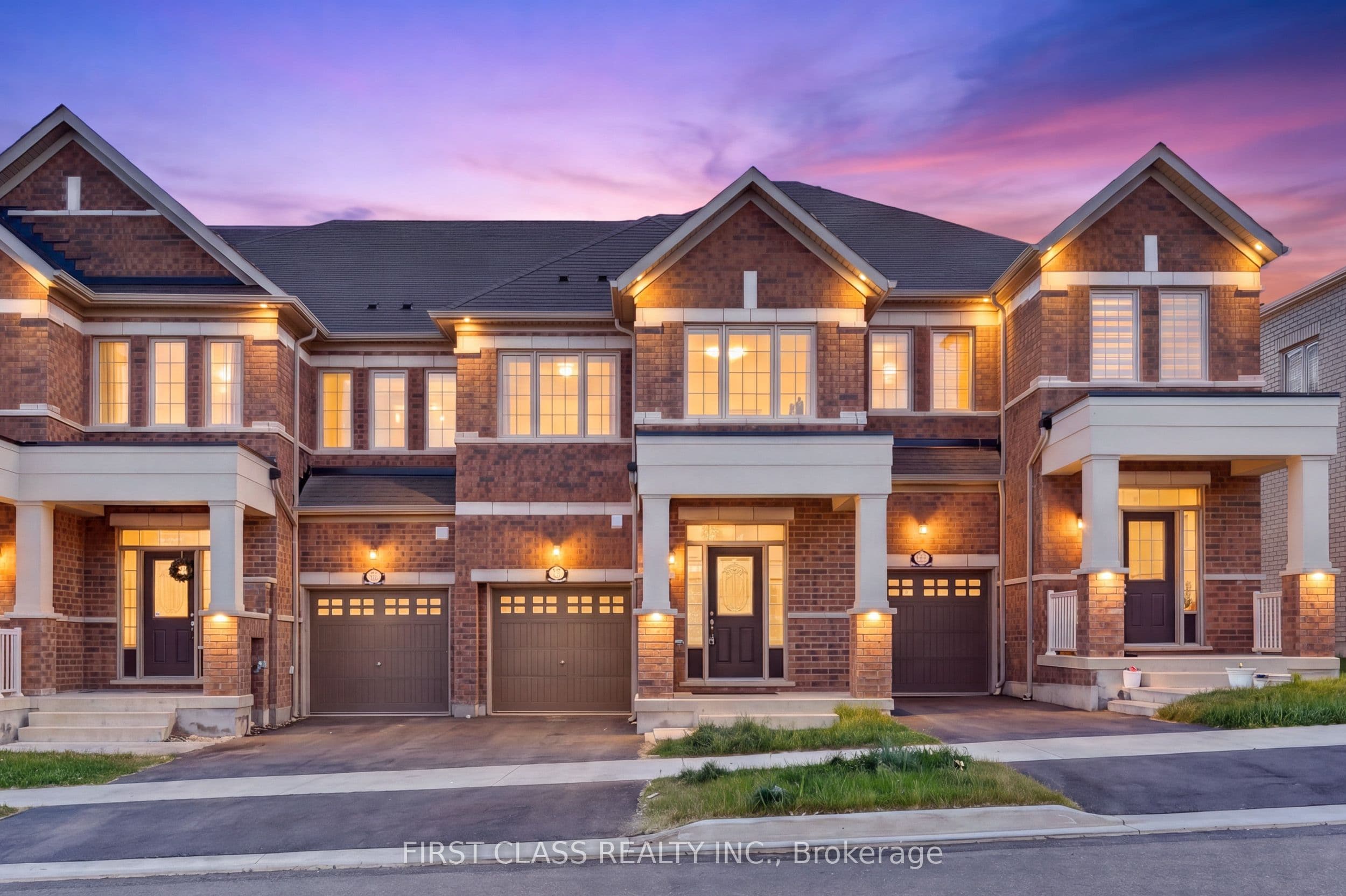 2920 Hawkridge Lane, Pickering
