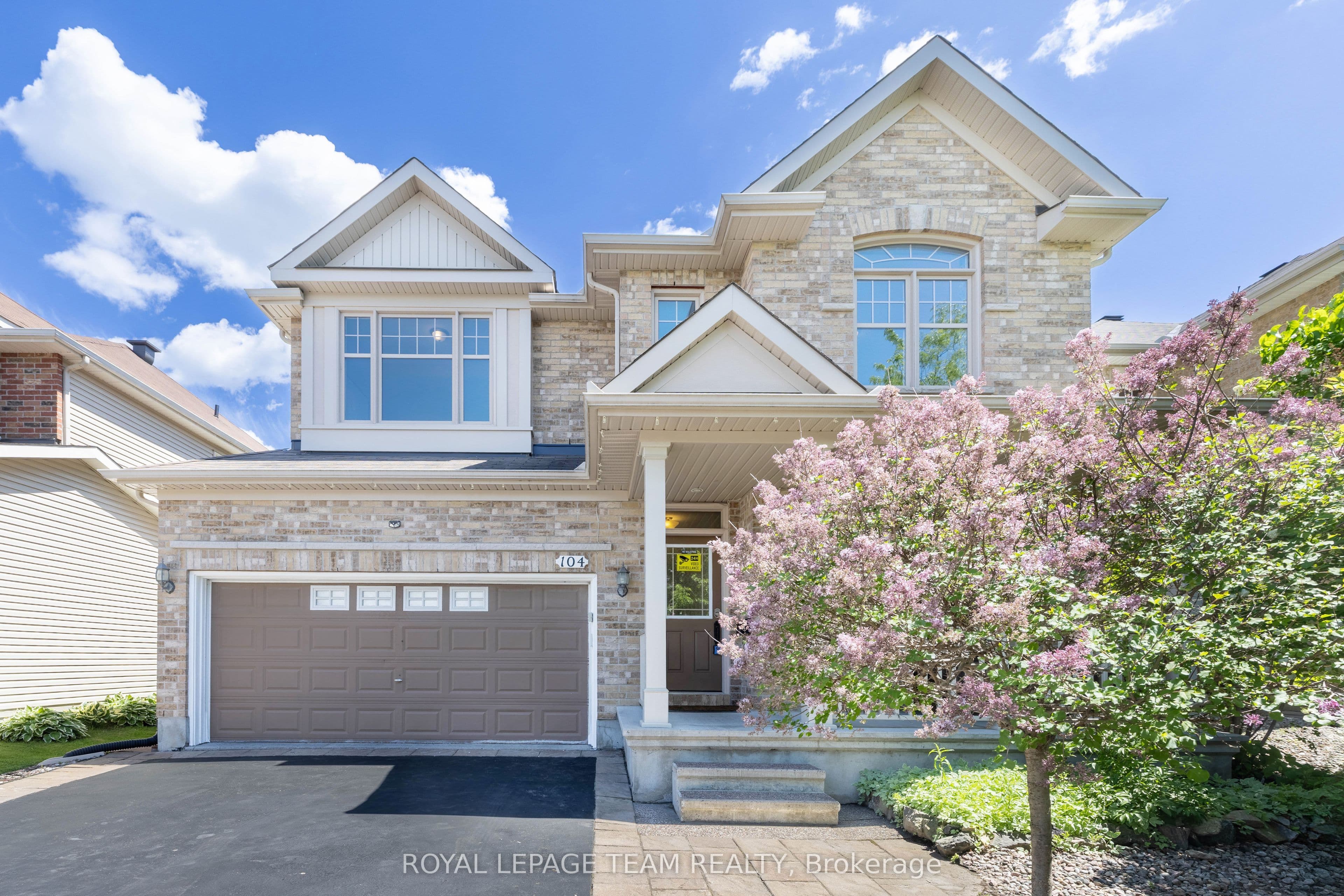 104 Panisset Avenue, Kanata