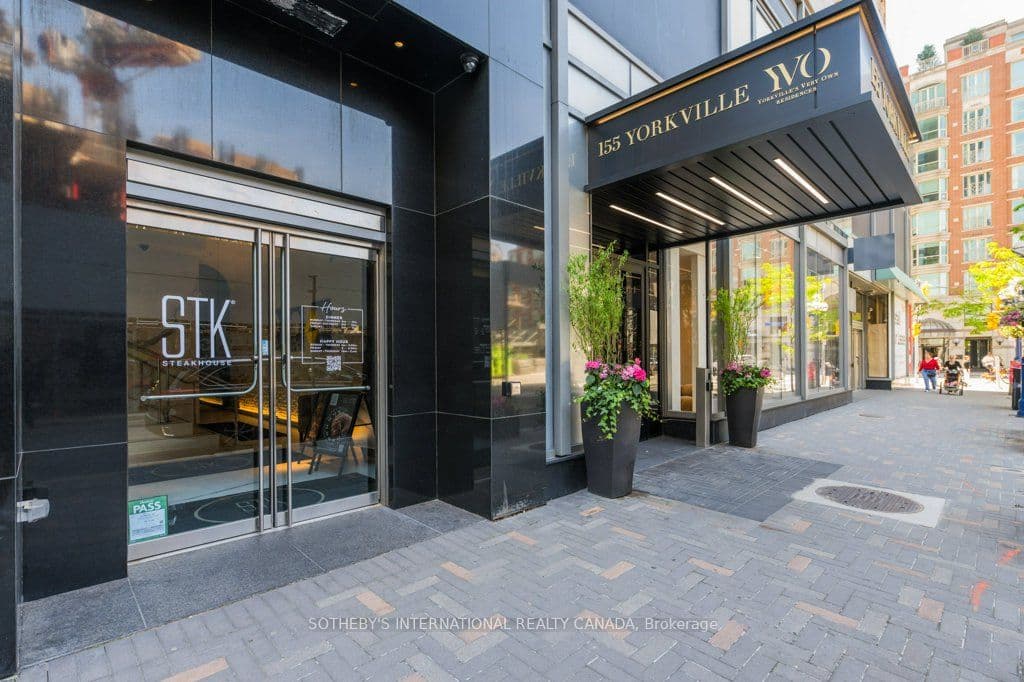 155 Yorkville Avenue Unit 409, Toronto C02
