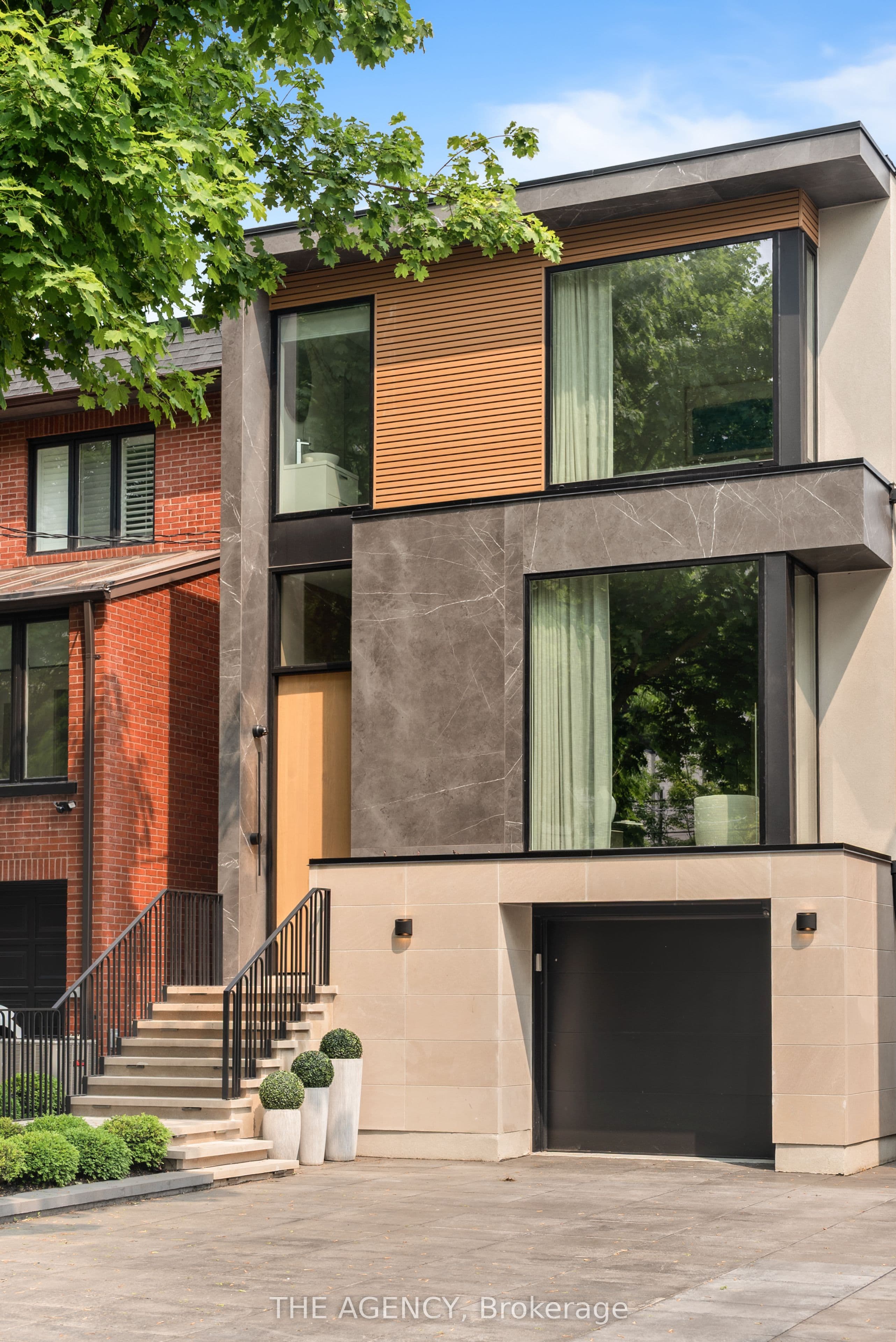126 Sherwood Avenue, Toronto C10