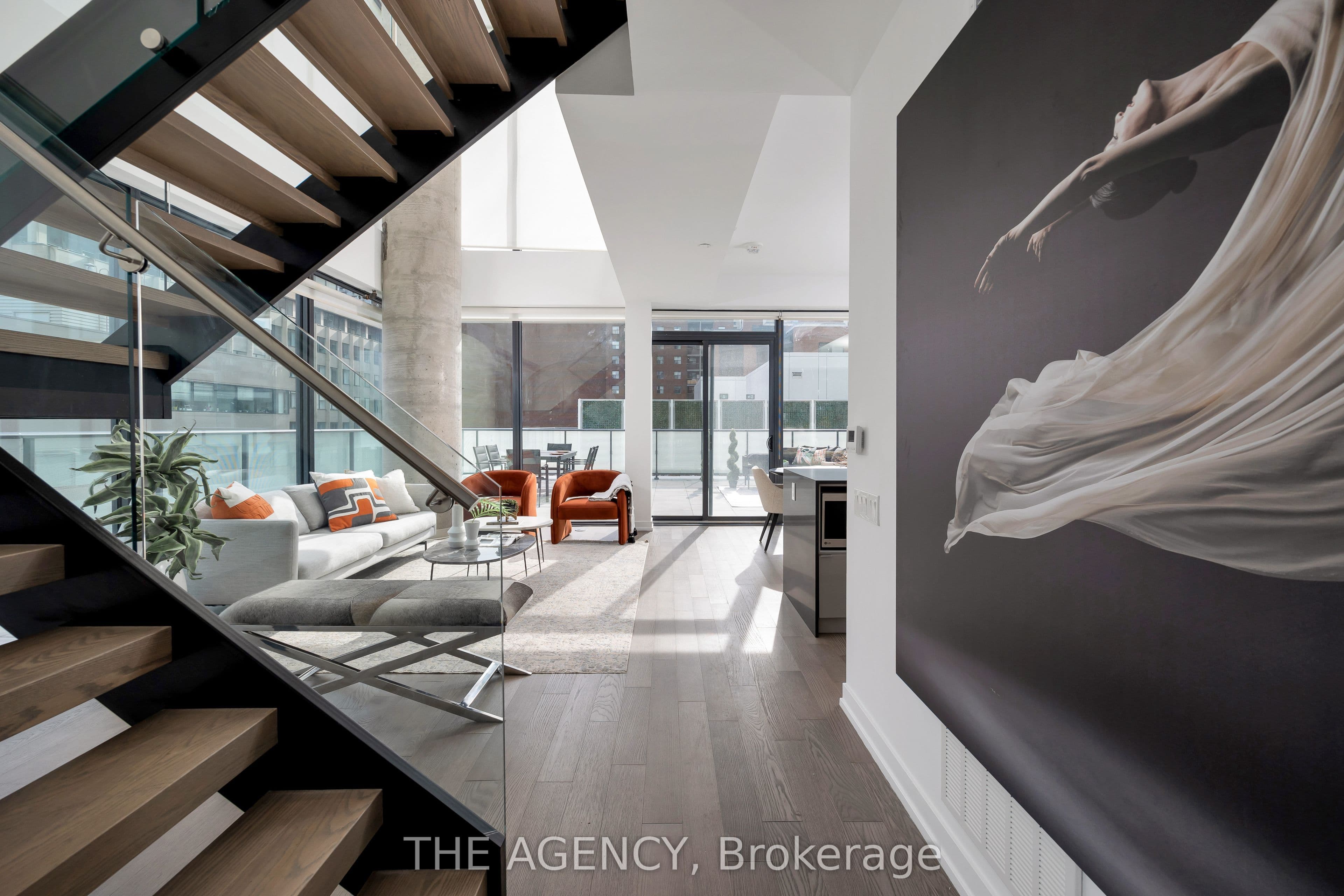 161 Roehampton Avenue Unit 804, Toronto C10