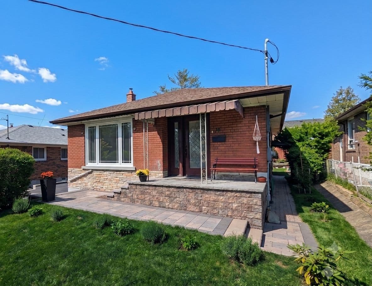 36 Kim Court, Toronto E04