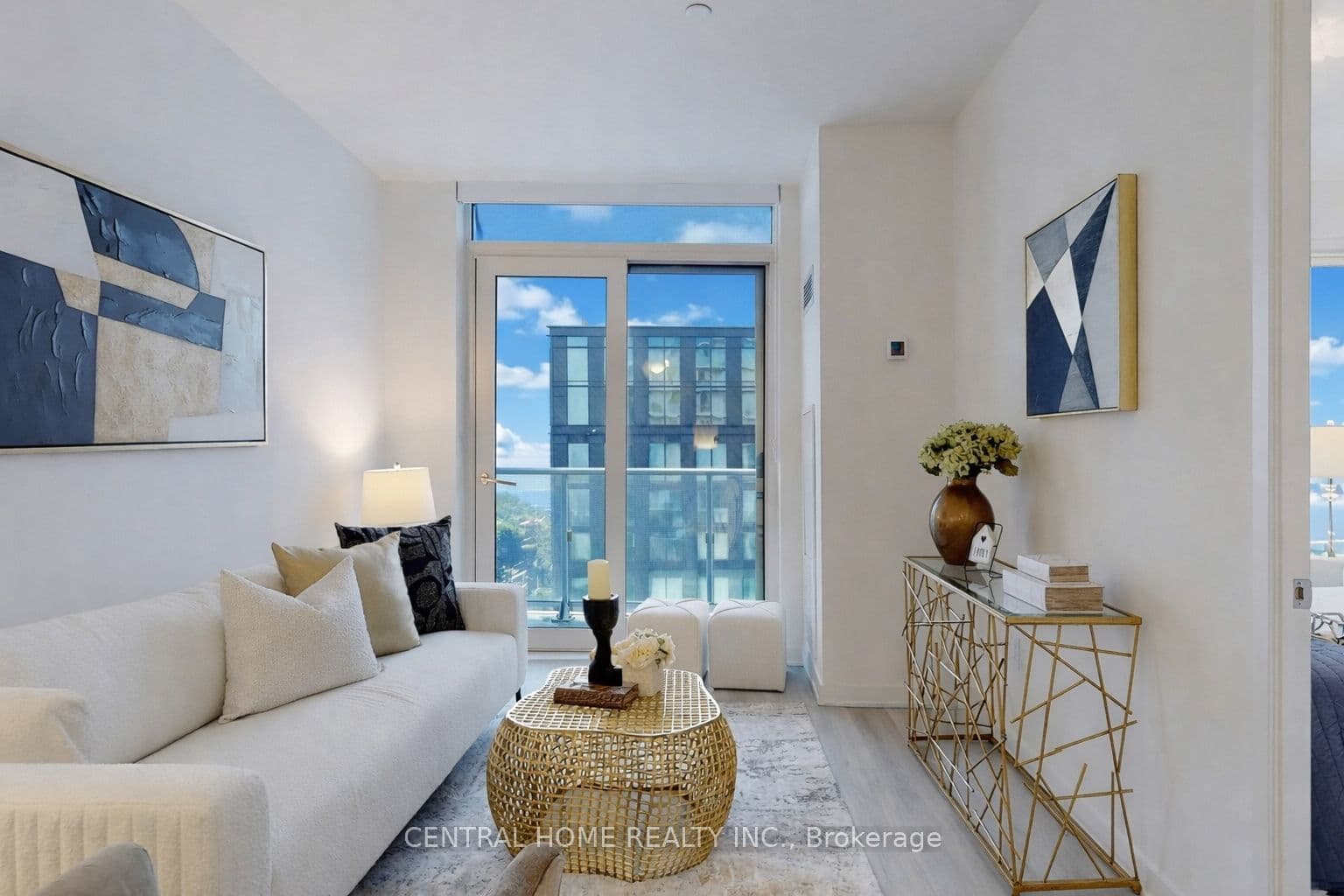 100 Dalhousie Street Unit 3908, Toronto C08
