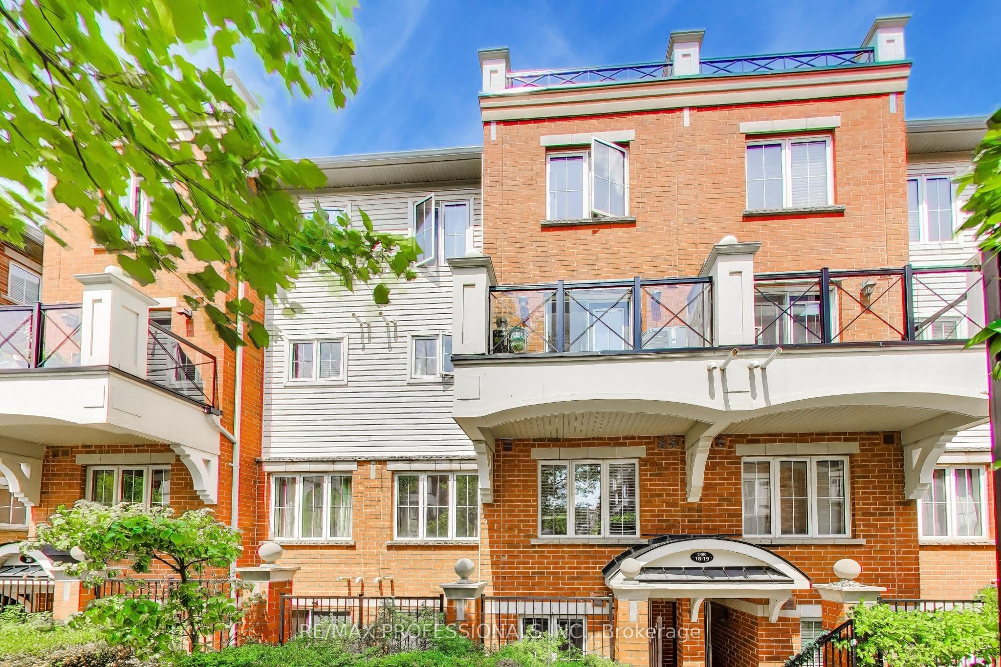 2460 Post Road Unit 19, Oakville