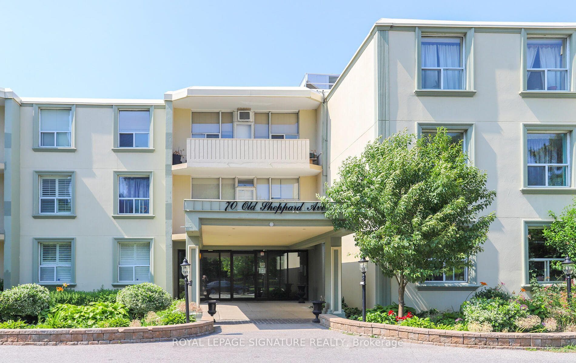 70 Old Sheppard Avenue Unit 112, Toronto C15