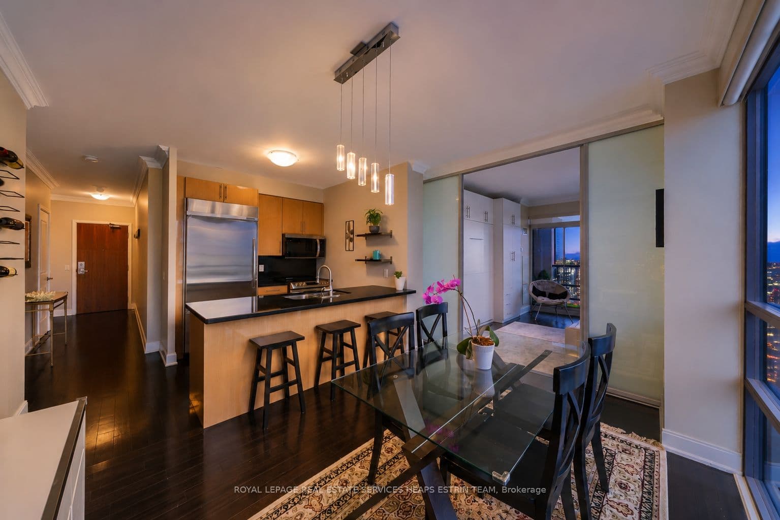 88 Broadway Avenue Unit 2005, Toronto C10