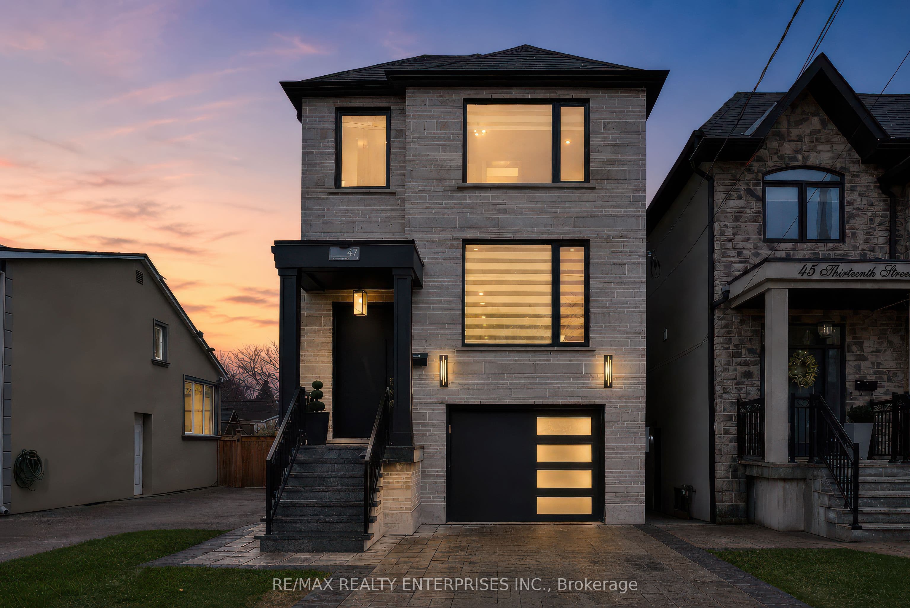 47 Thirteenth Street, Toronto W06