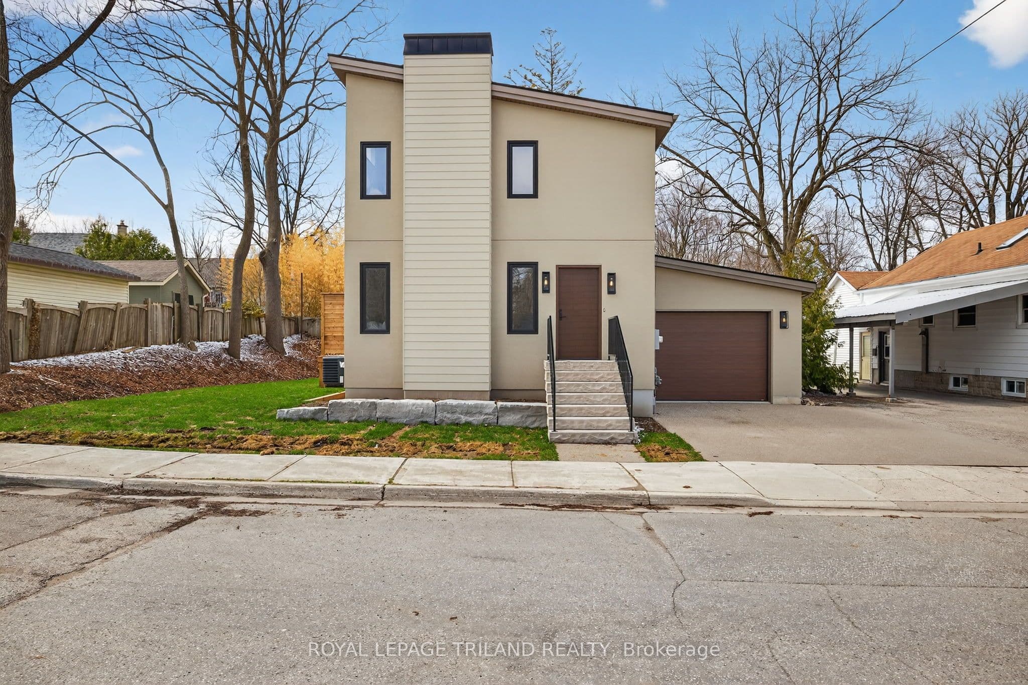 14 Lundy Lane, London South