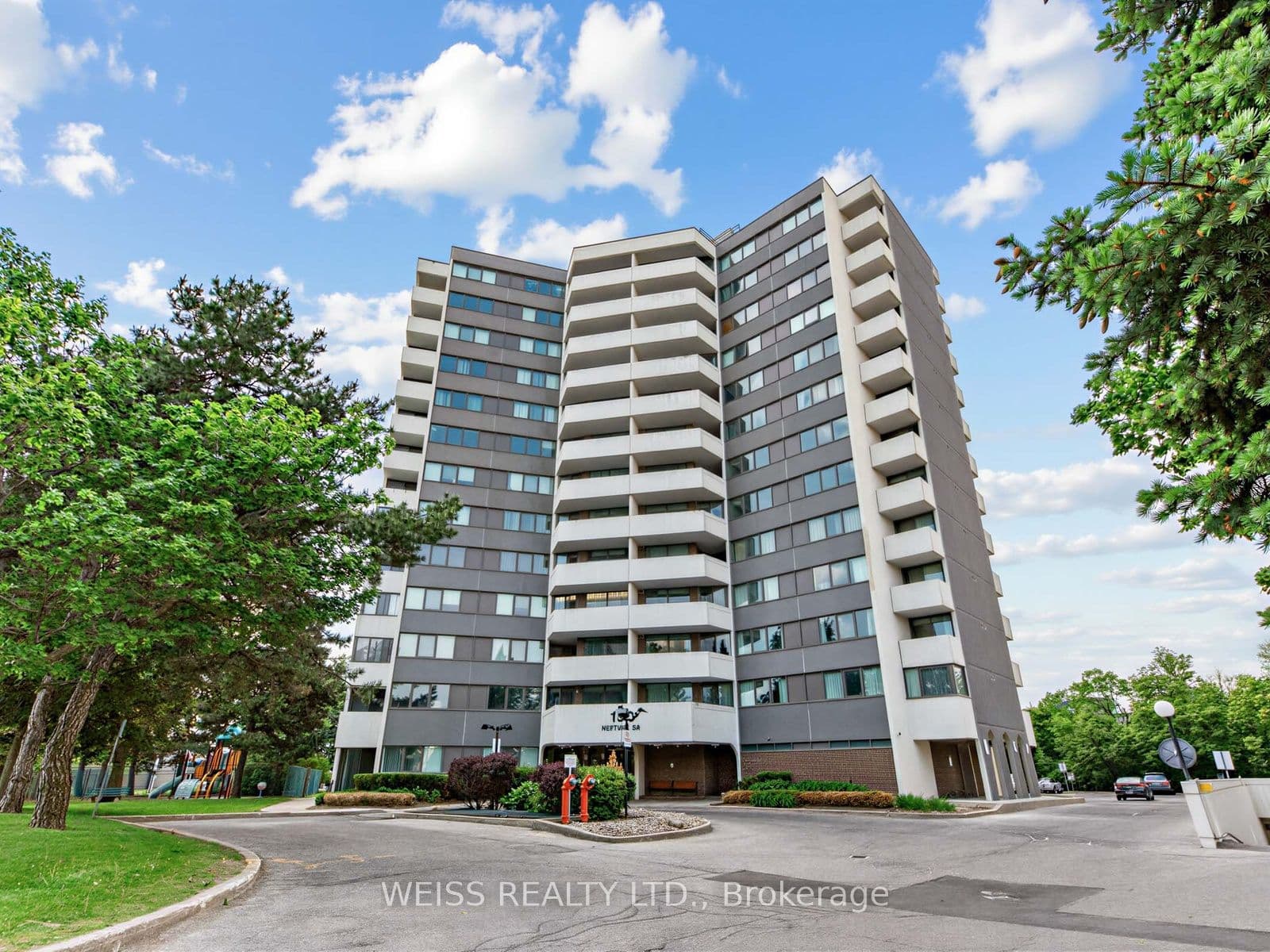 150 Neptune Drive Unit 202, Toronto C04
