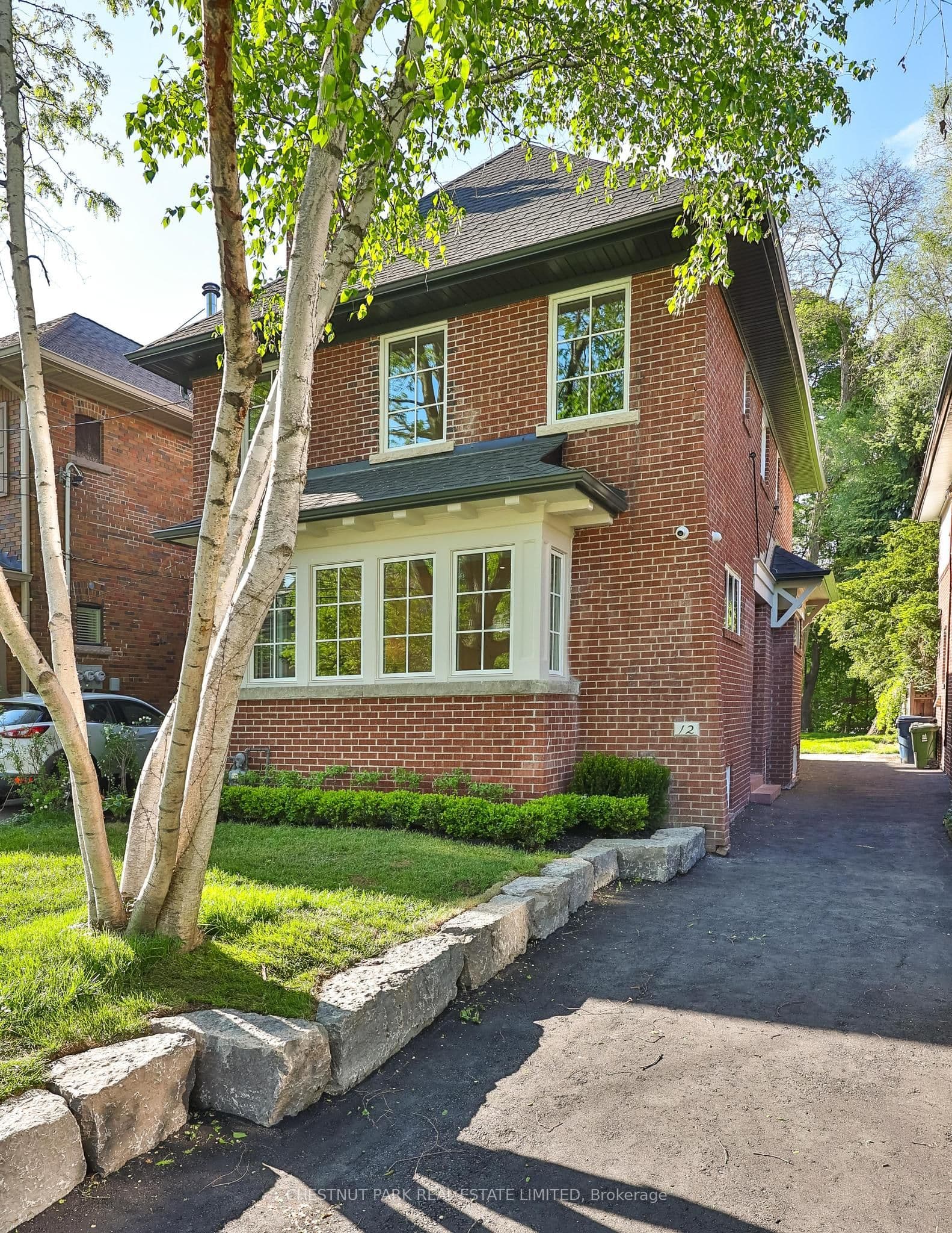 12 Glenview Avenue, Toronto C04
