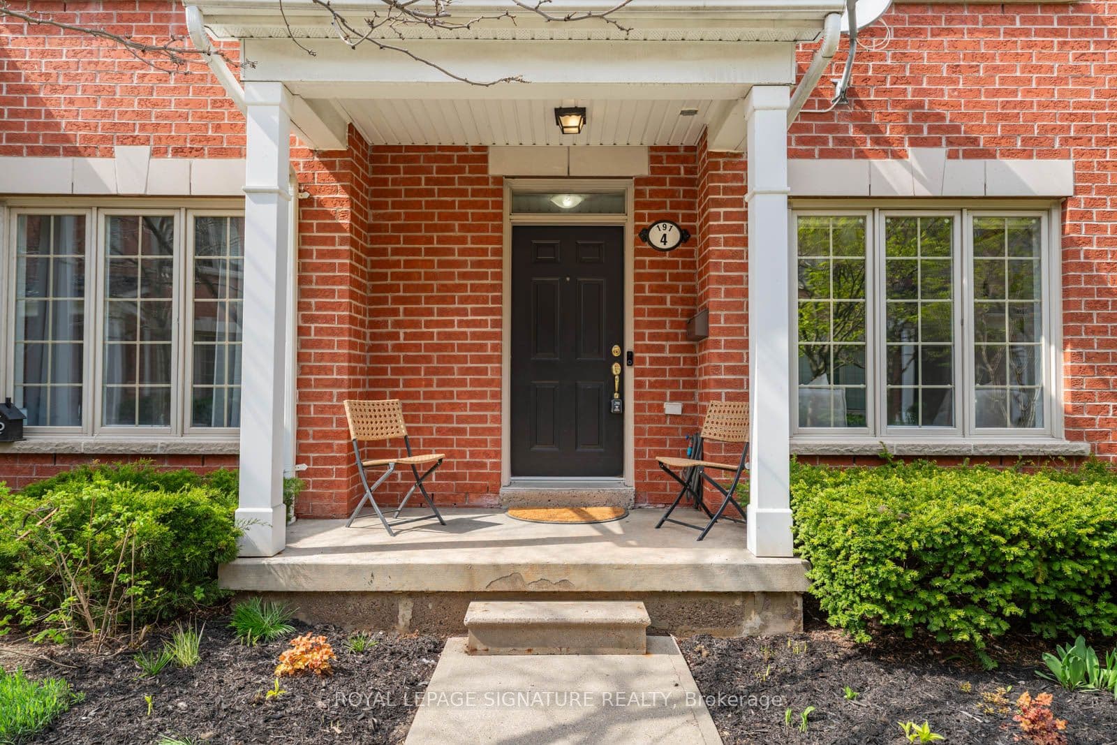 191 Twelfth Street Unit 4, Toronto W06