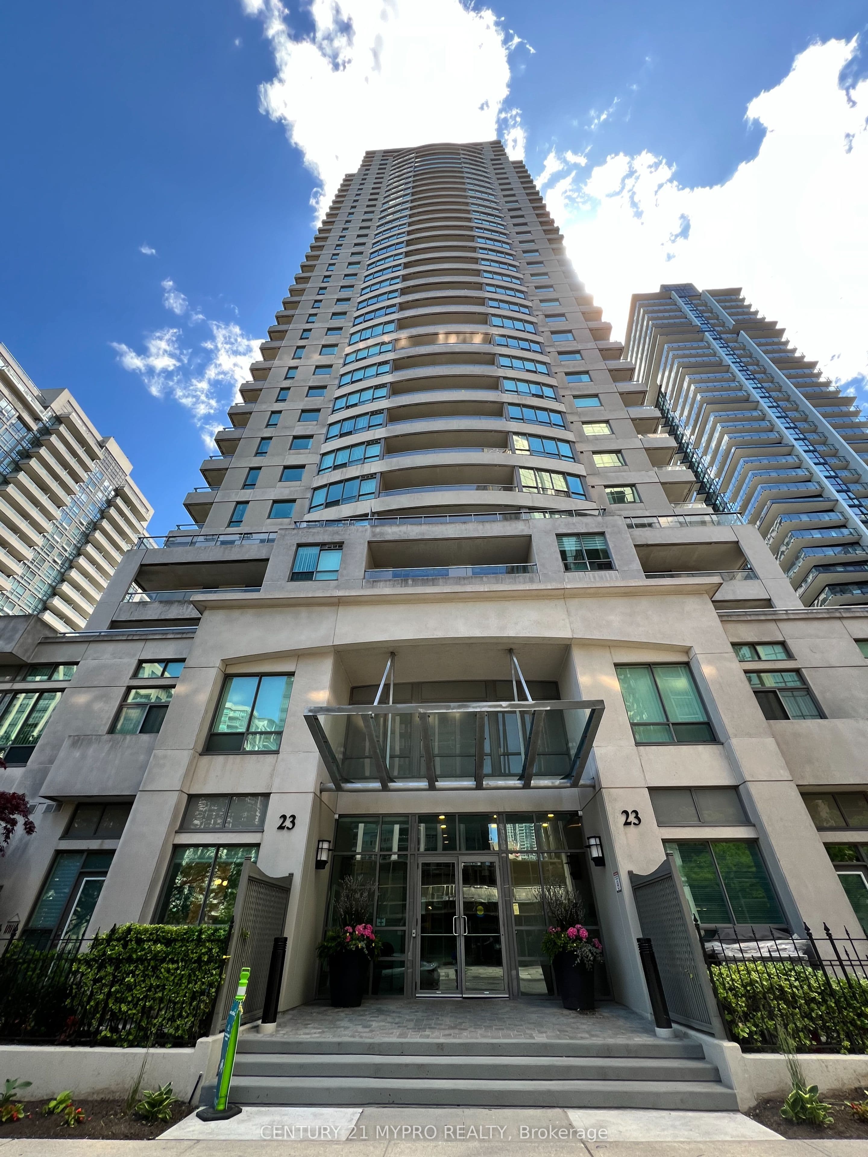 23 Hollywood Avenue Unit 2702, Toronto C14