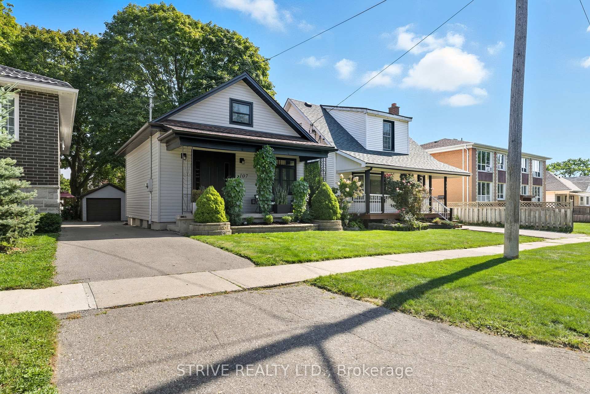107 Cromwell Avenue, Oshawa