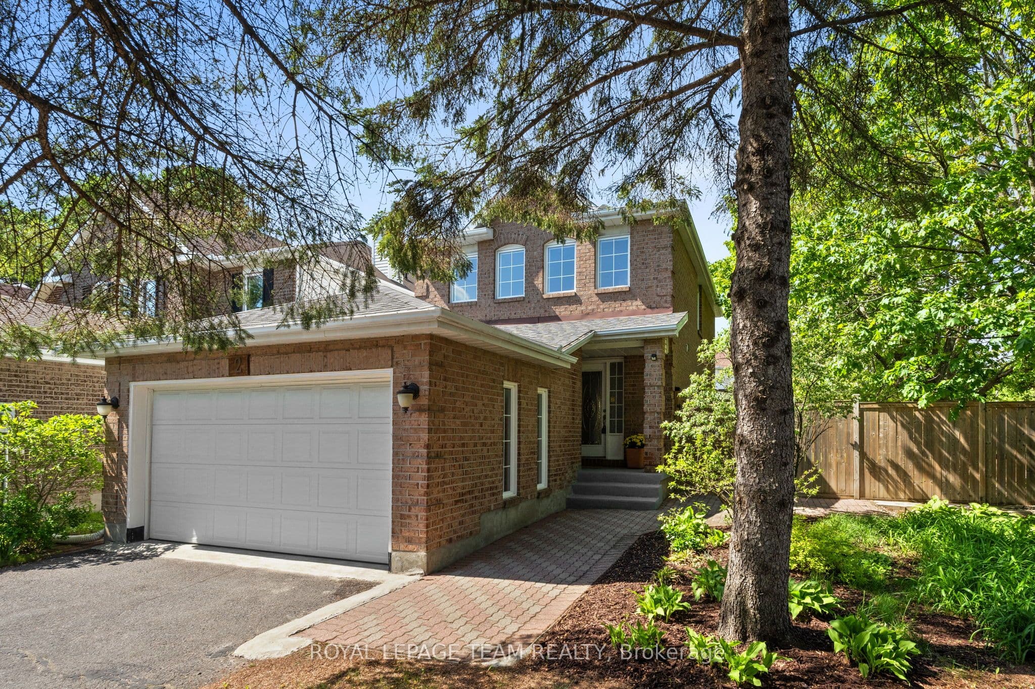 2 Ipswich Terrace, Kanata
