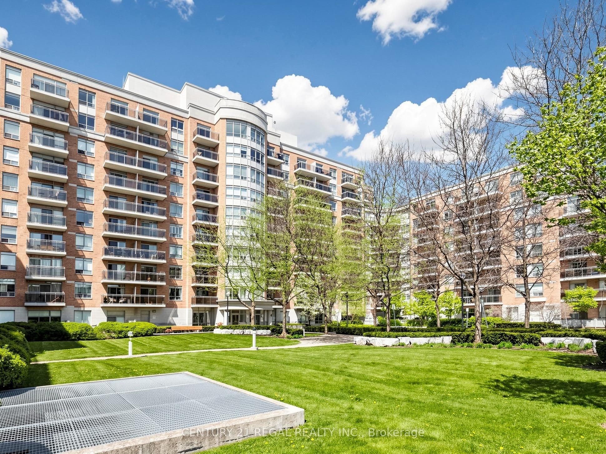 650 Lawrence Avenue W Unit 336, Toronto C04
