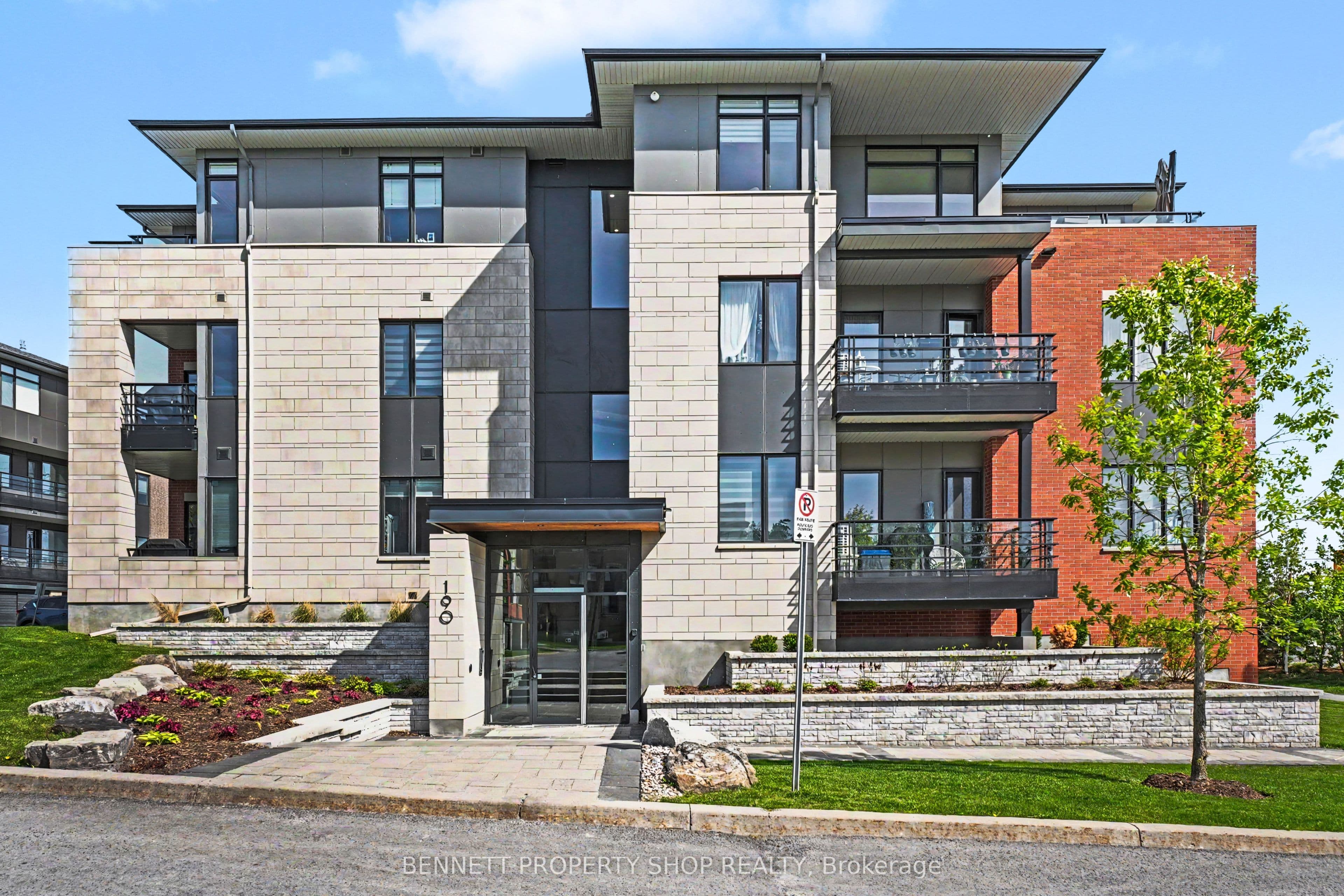 190 Boundstone Way Unit 202, Kanata
