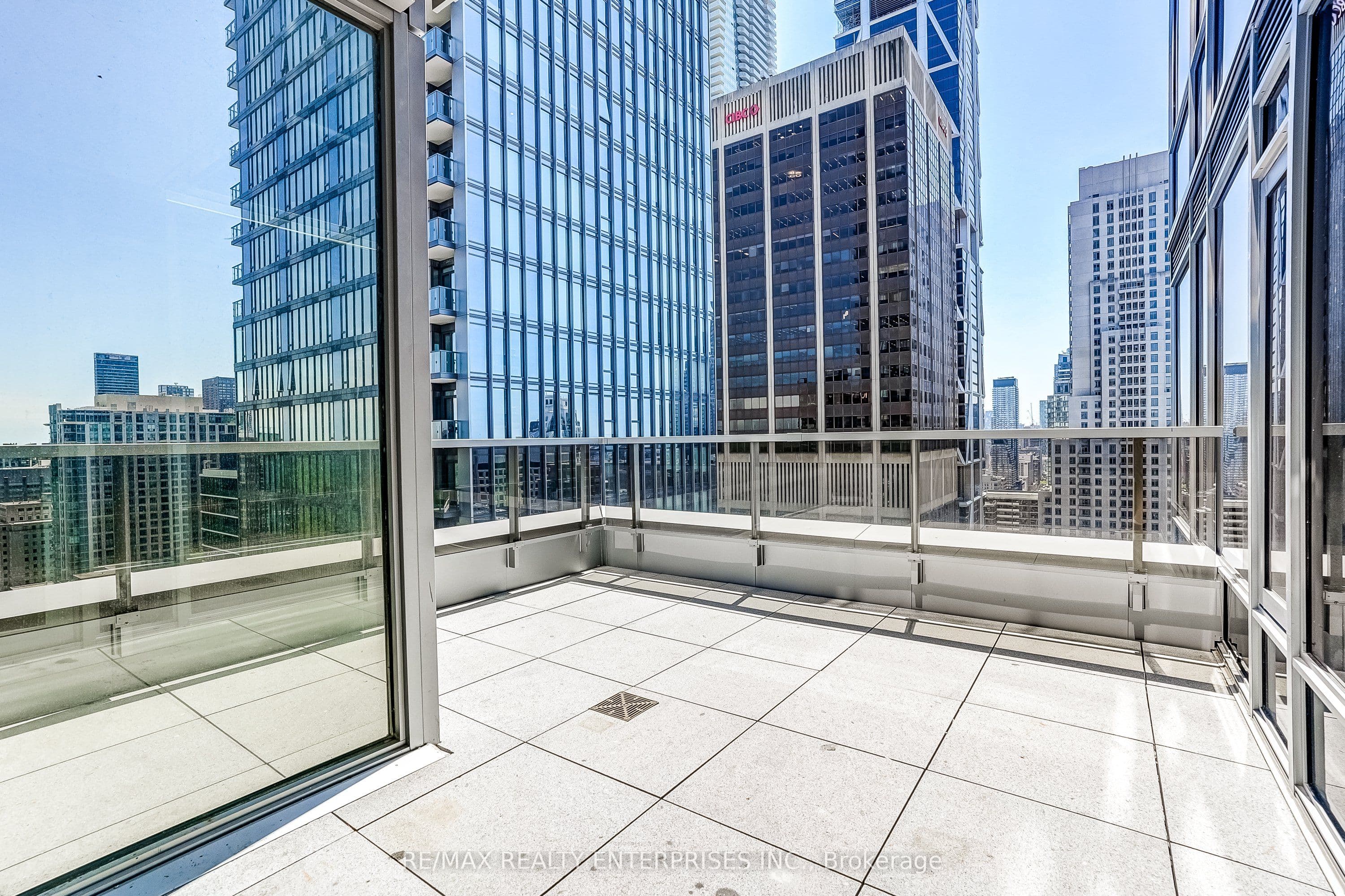 11 Yorkville Avenue Unit 2409, Toronto C02
