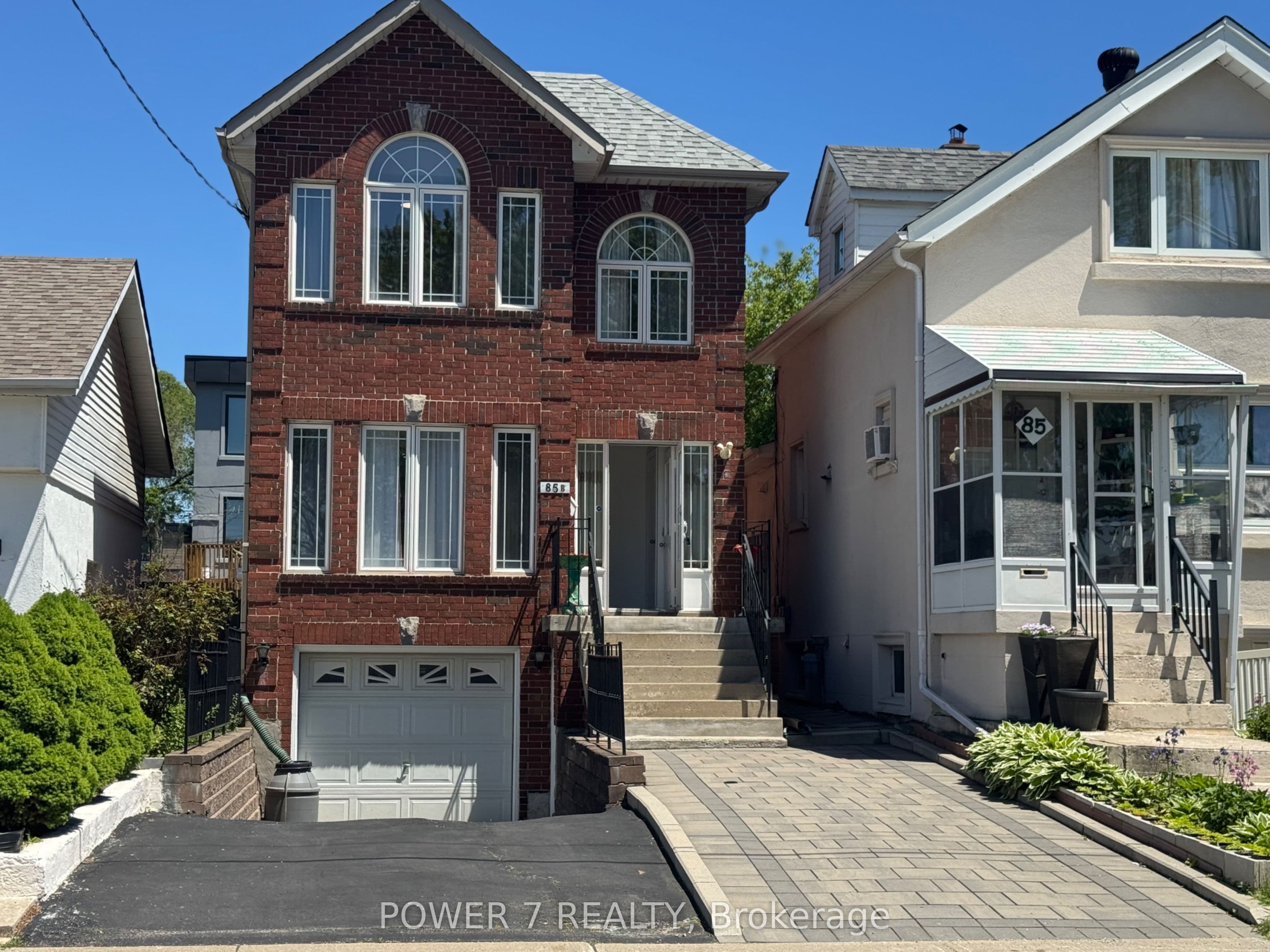 85B Maybourne Avenue, Toronto E04