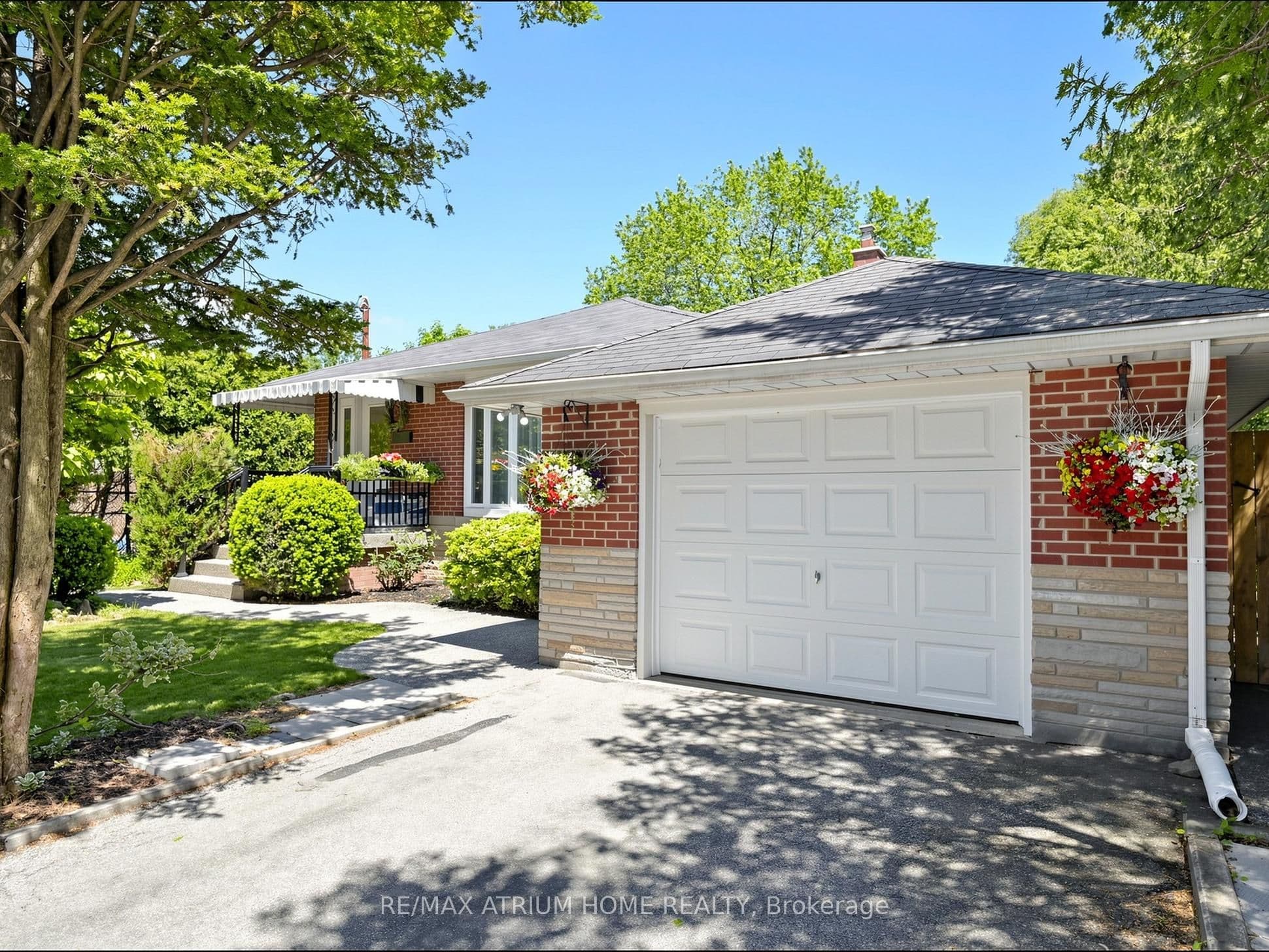 606 Parkside Drive, Oakville