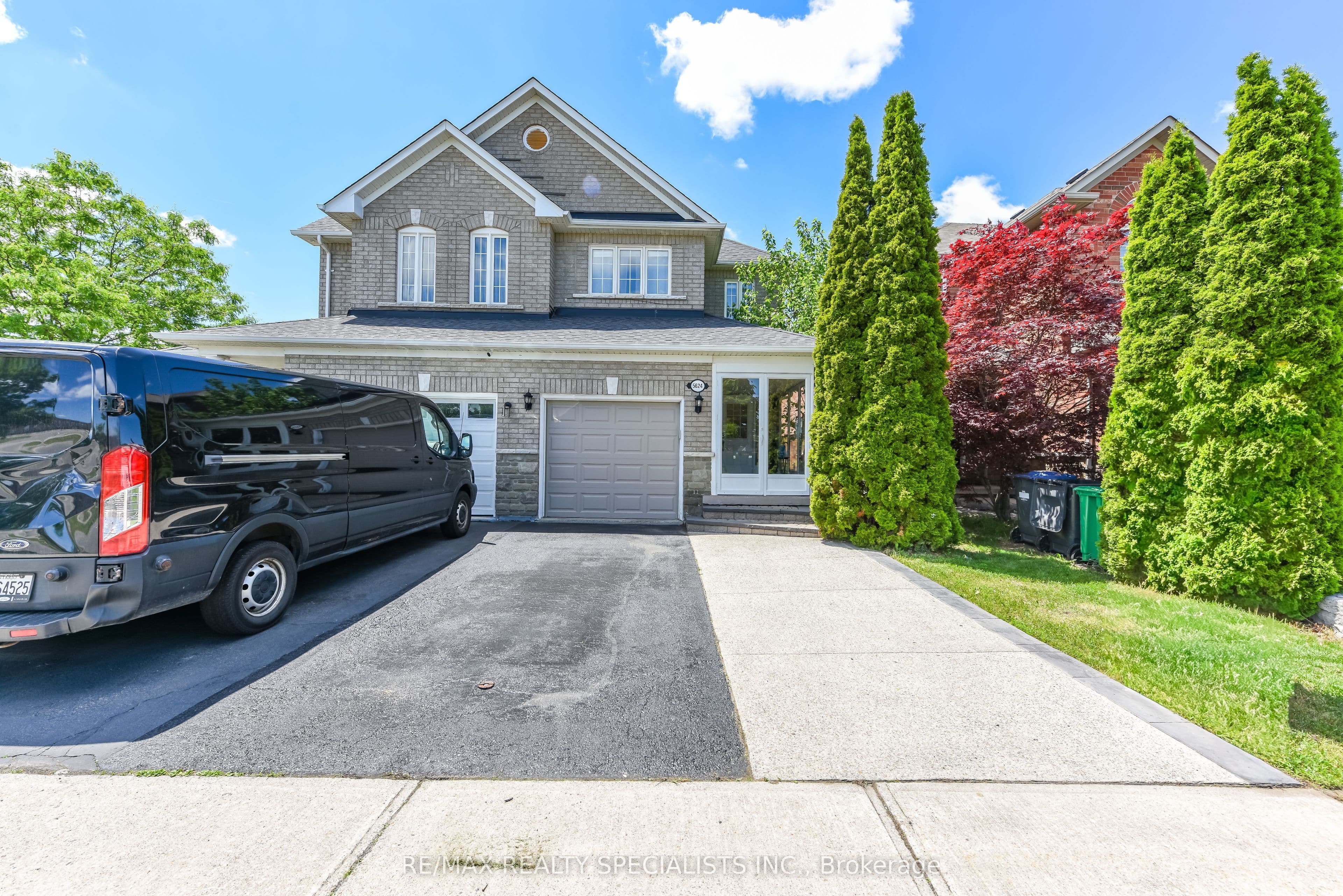 5624 Freshwater Drive, Mississauga