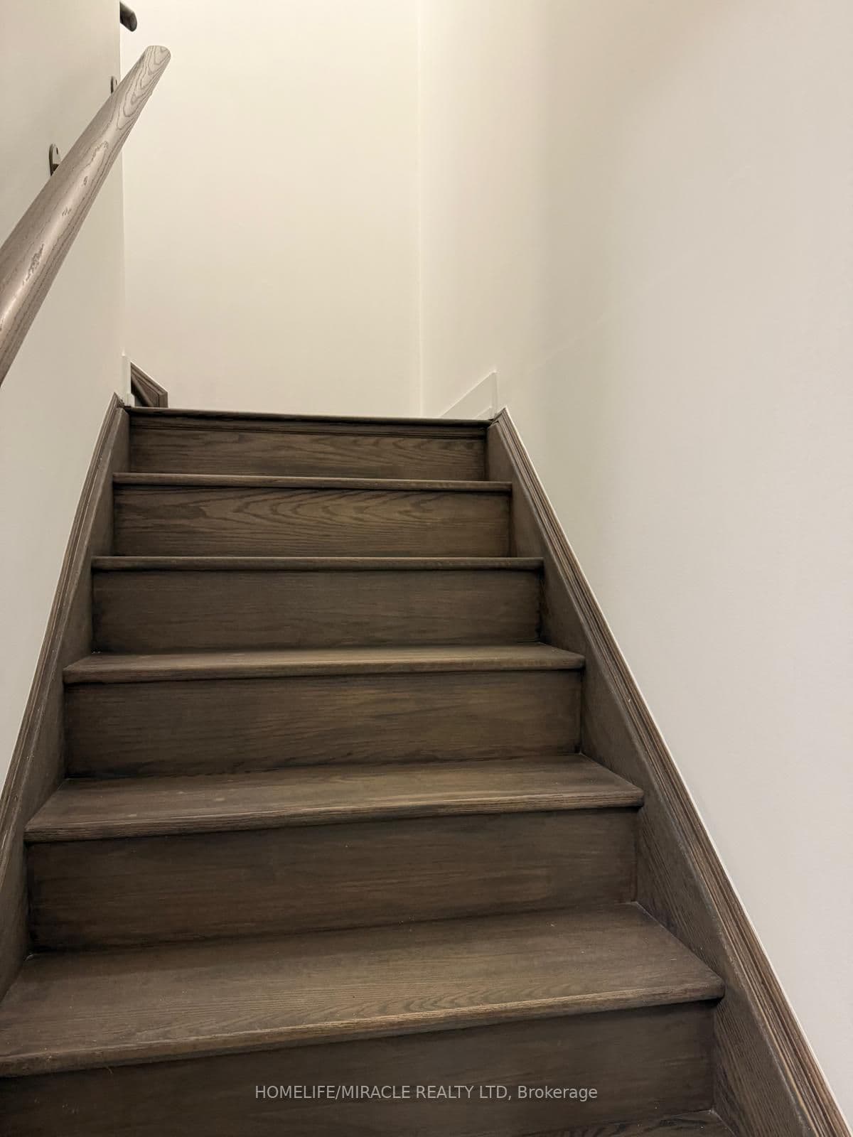 9570 Islington Avenue Unit L122, Vaughan