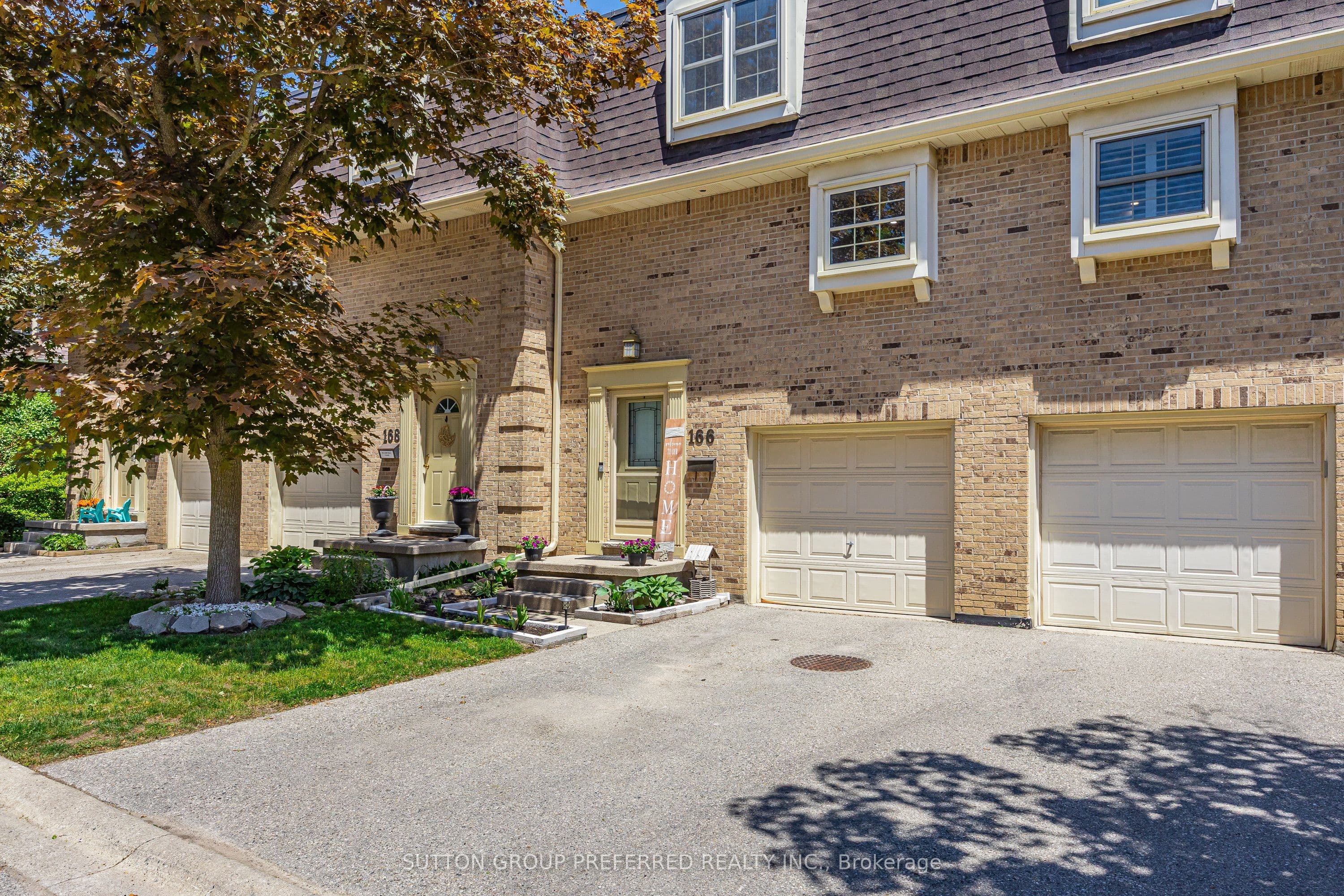 900 Pond View Road Unit 166, London South