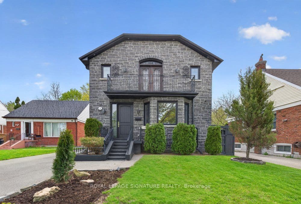 12 Willowhurst Crescent, Toronto E04