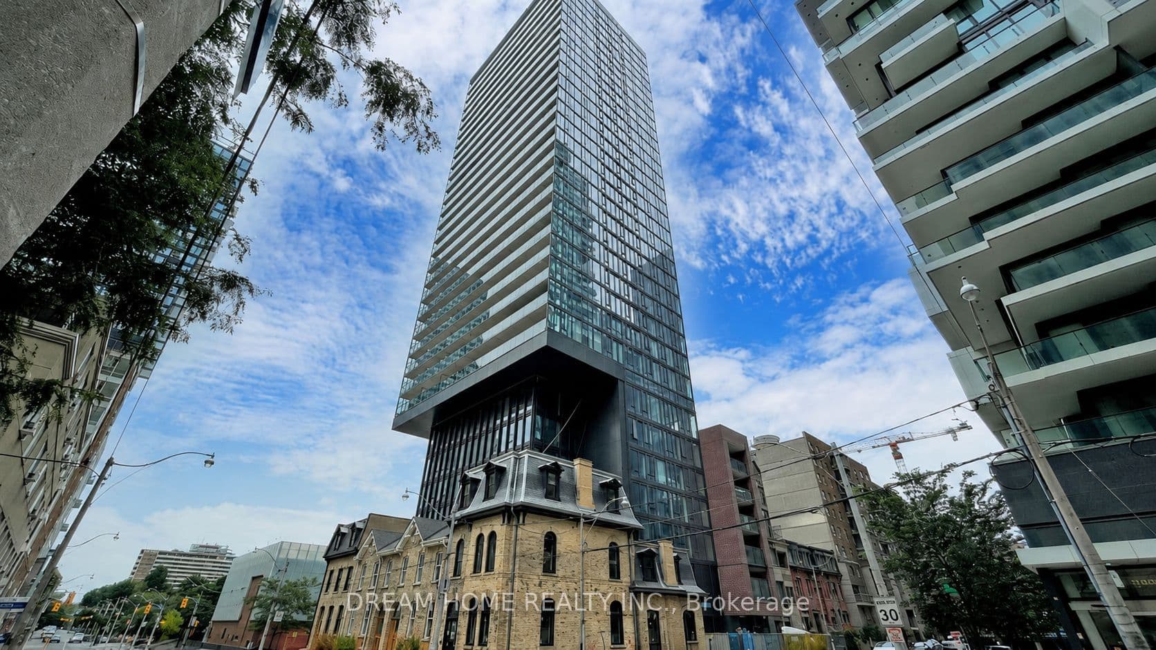 47 Mutual Street Unit 2808, Toronto C08