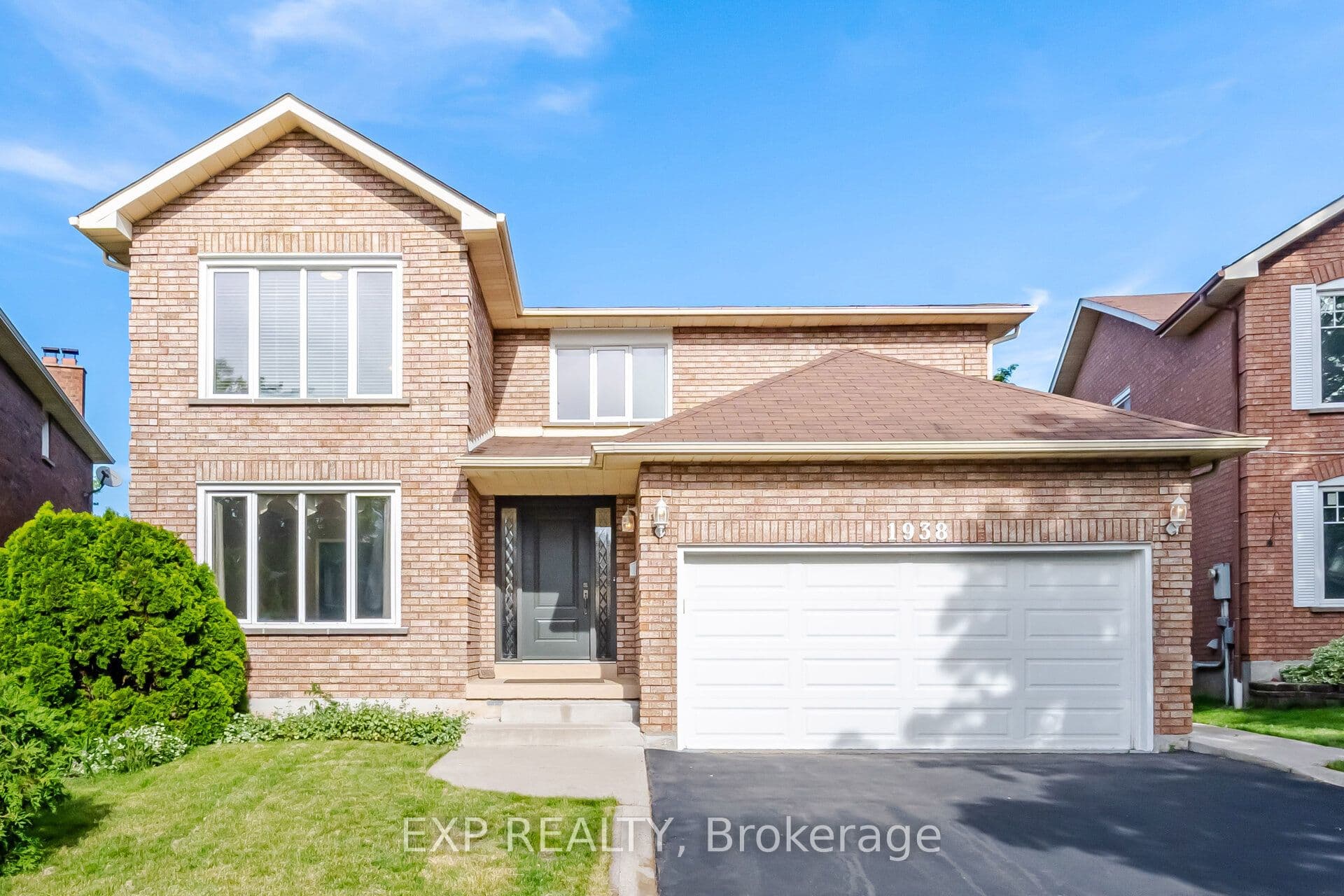 1938 Kempton Park Drive, Mississauga
