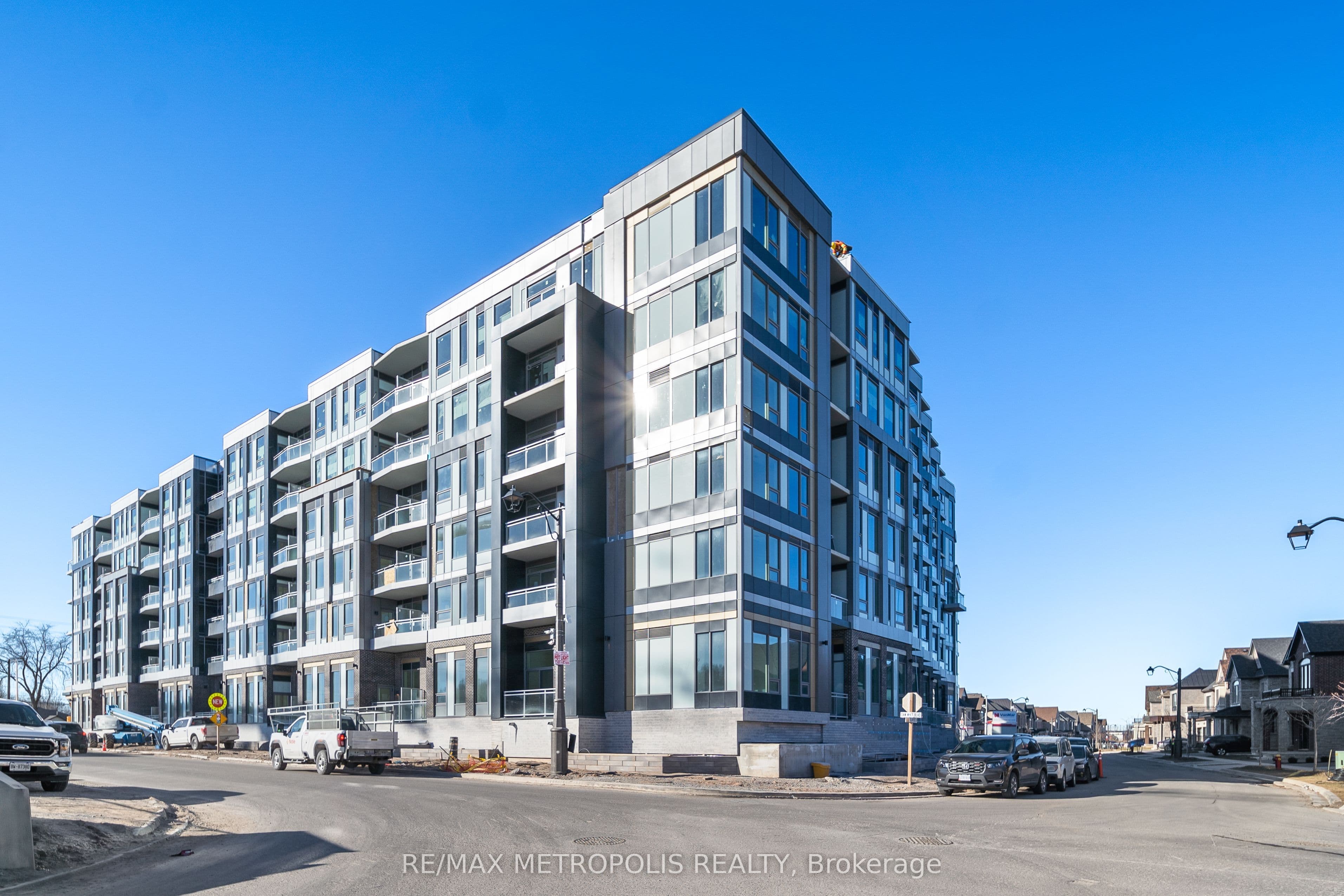 2501 Saw Whet Boulevard Unit 103, Oakville